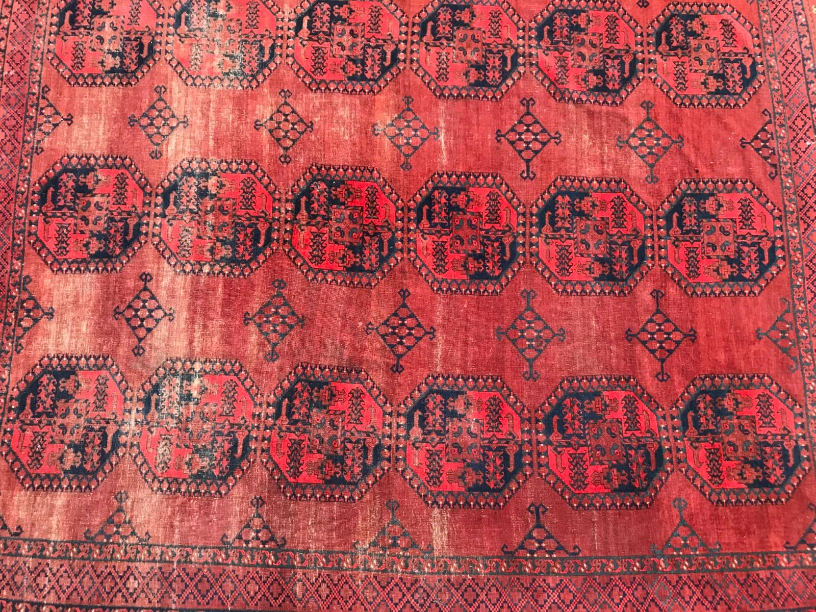 Beautiful large late 19th century Afghan Ersari rug, with nice tribal Turkmen design with large guls, and nice natural colors with red, brown red, blue and green, entirely hand knotted with wool velvet on wool foundation.