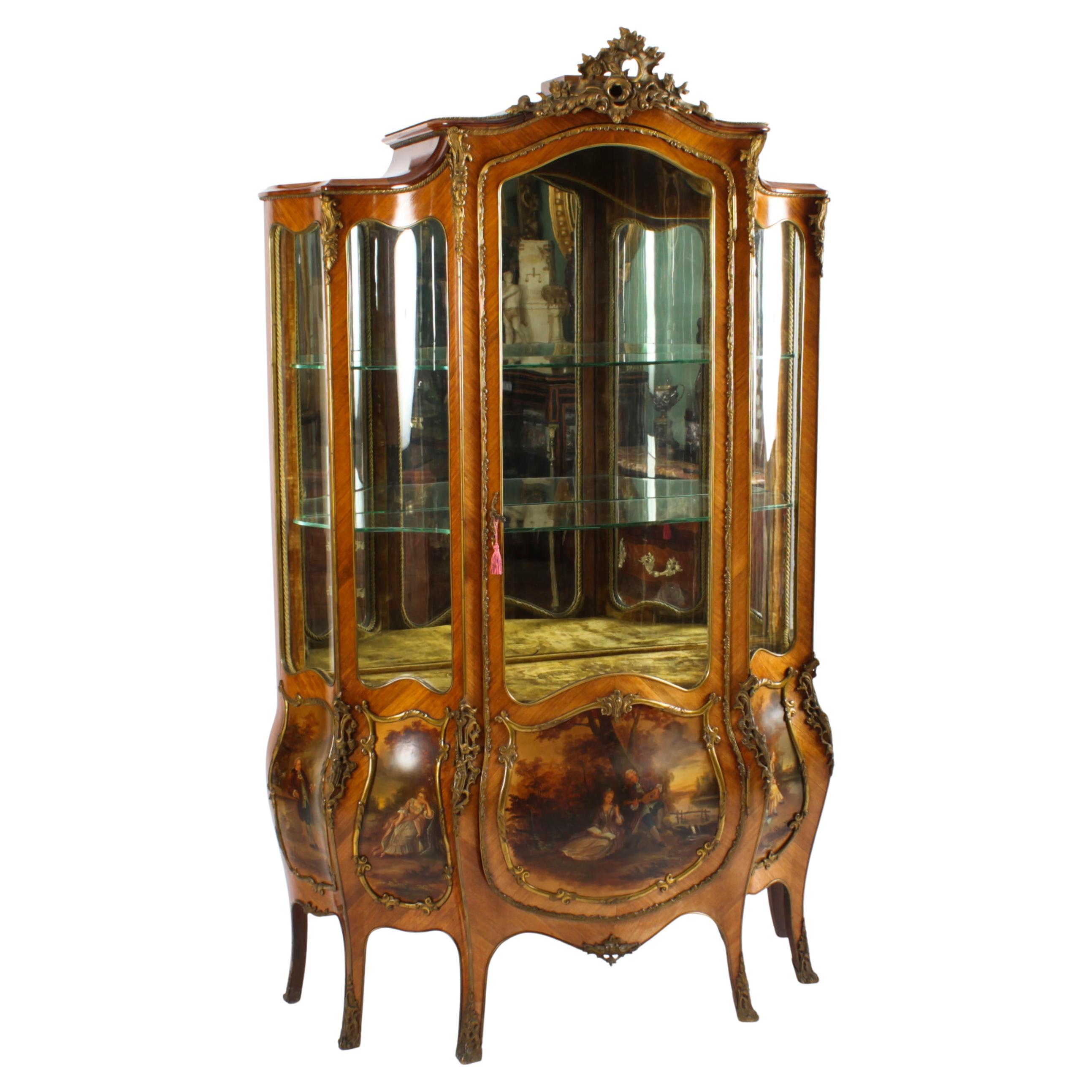 Antique Large Vernis Martin Bombe' Display Cabinet, 19th C For Sale