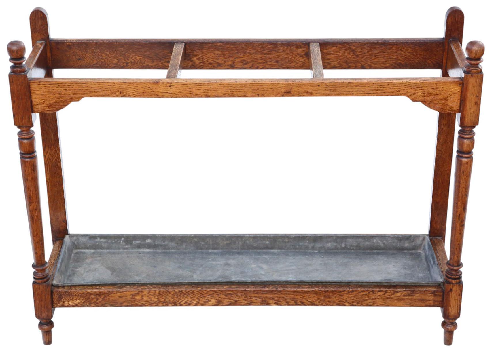 Antico grande bastone / portaombrelli in Oak del XIX secolo - Casa di campagna o Hotel Hall

Un raro portaombrelli vittoriano in quercia dalle linee semplici e pulite e dal fascino decorativo senza tempo. Ideale per una casa di campagna, una hall di