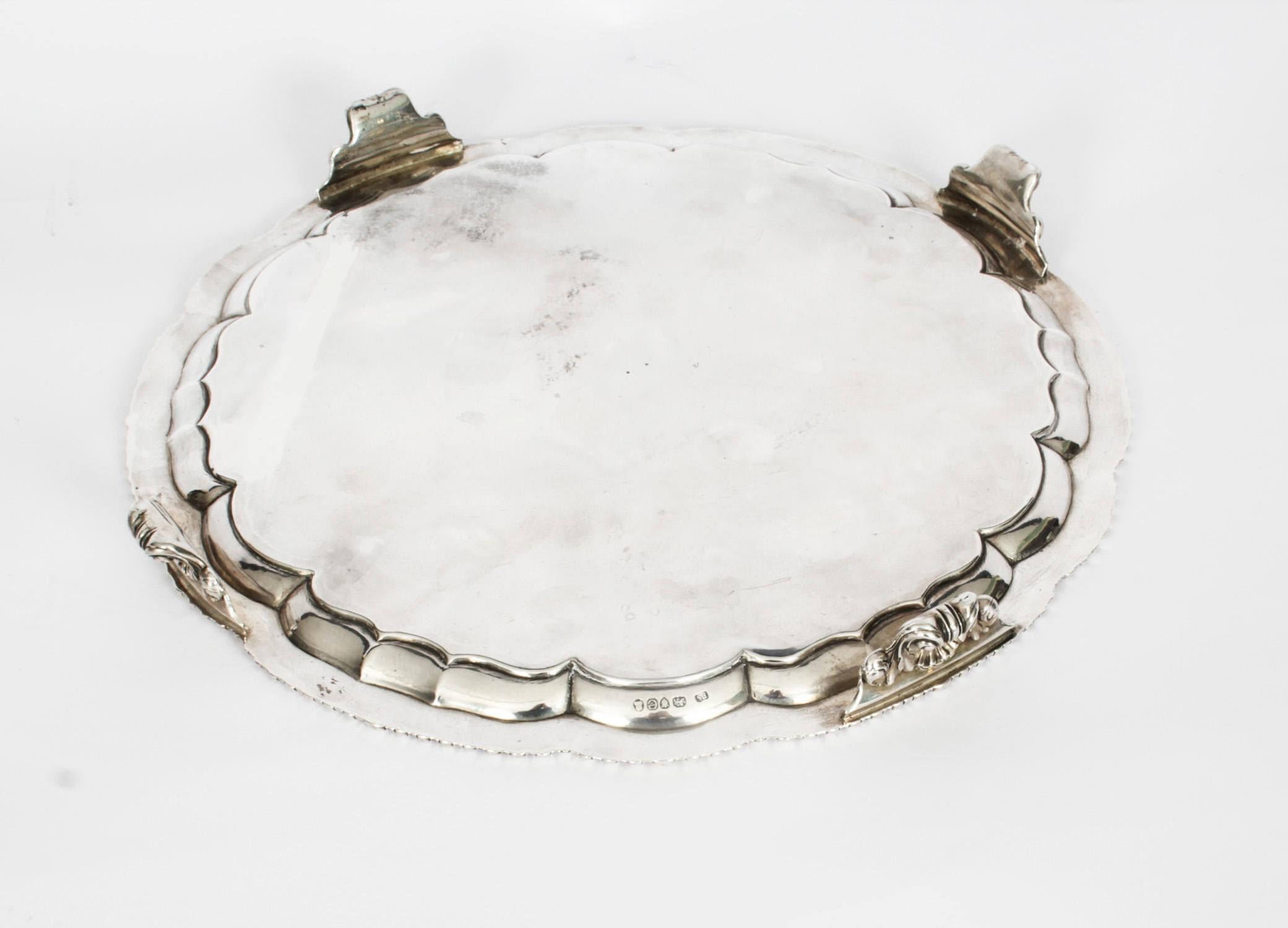 Antique Large William IV Silver Tray Salver by Paul Storr 1820 19th Century For Sale 4