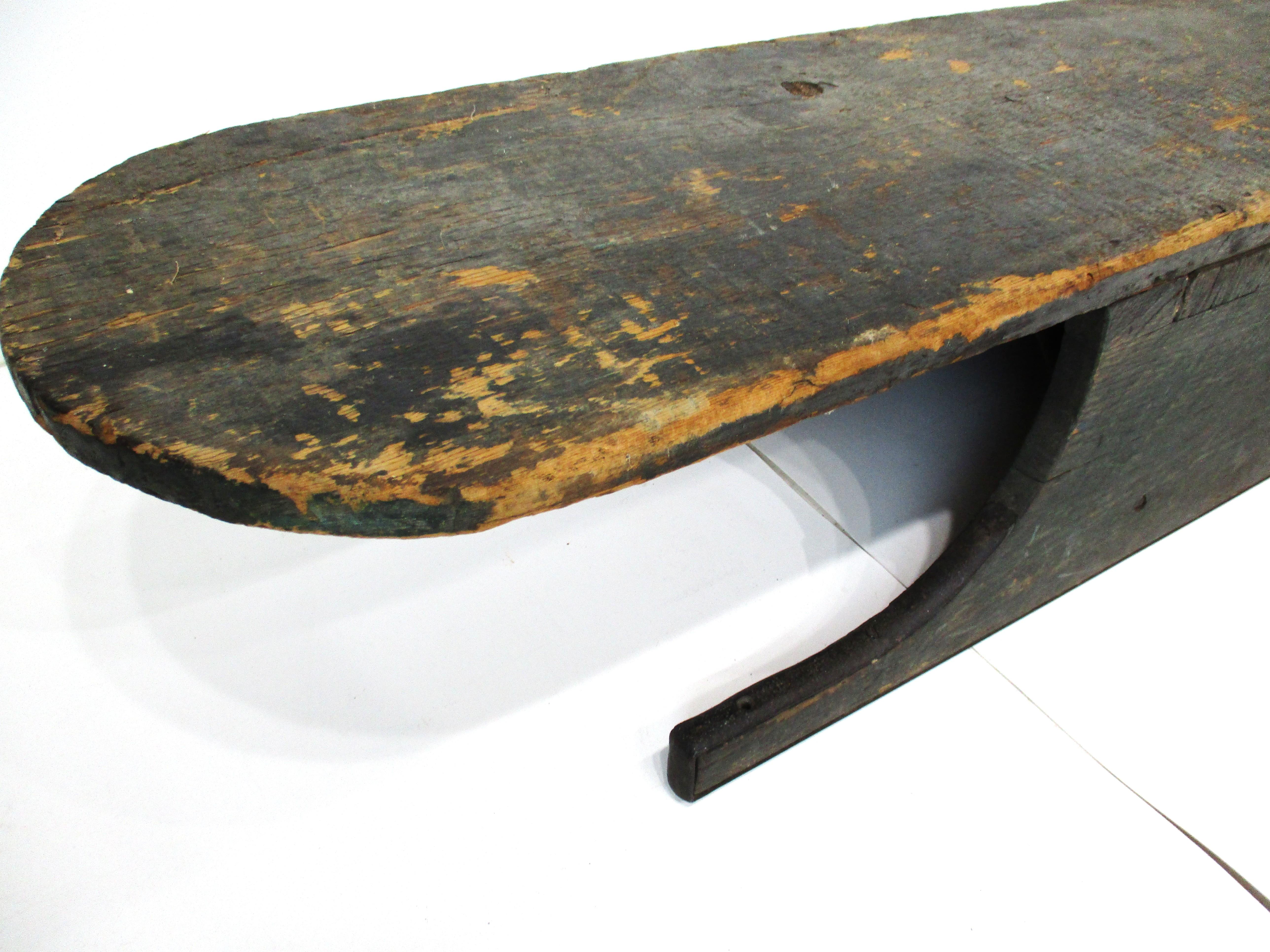 Antico grande slittino da ghiaccio o da neve in legno Folk Art Toboggan in vendita 3