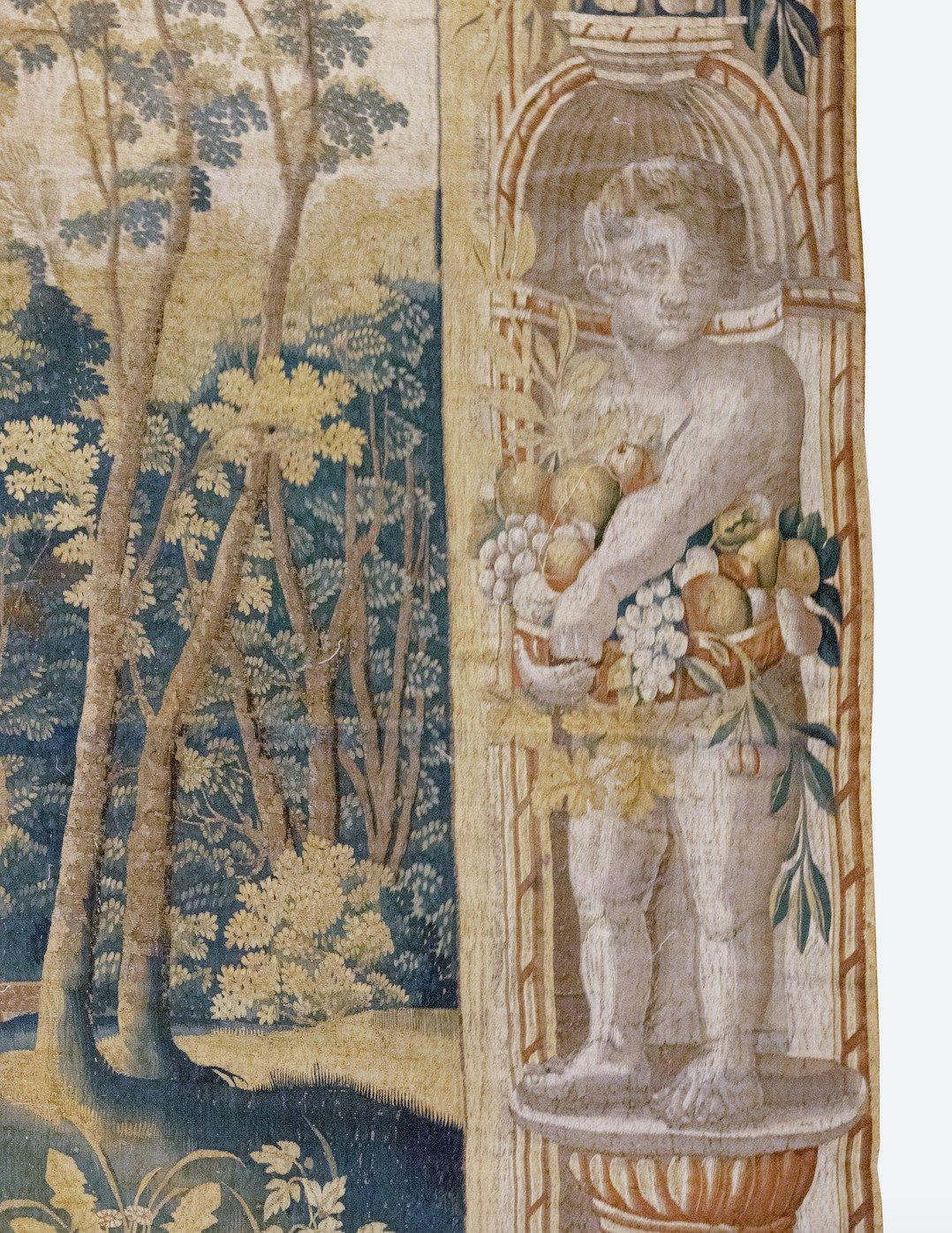 Tissé à la main Tapisserie ancienne de la fin du XVIIe siècle, paysage en verdure franco-flamande en vente
