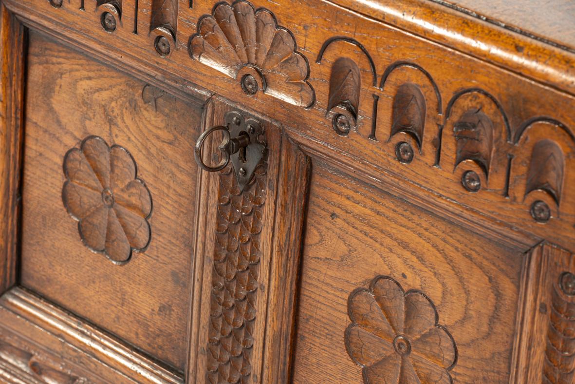 Antique late 17th century English honey color chest or trunk with rich carvings For Sale 5