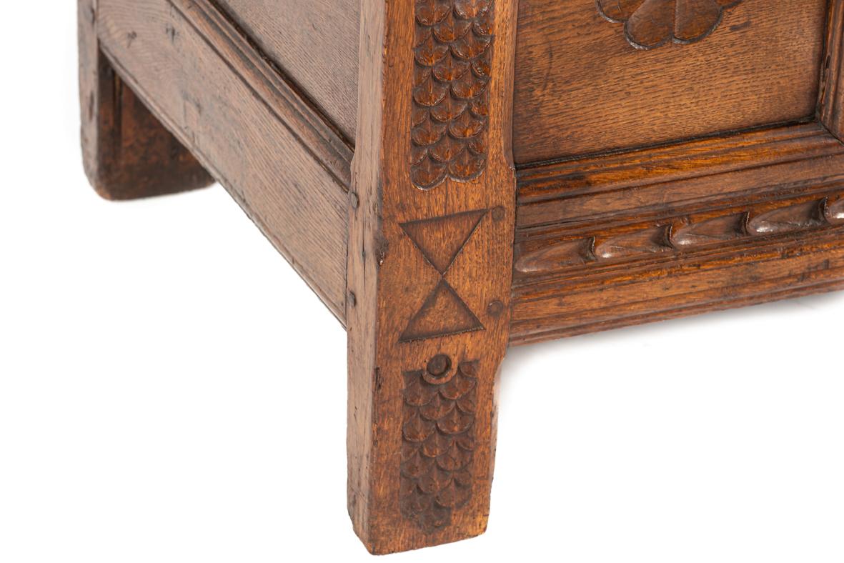 Antique late 17th century English honey color chest or trunk with rich carvings For Sale 11