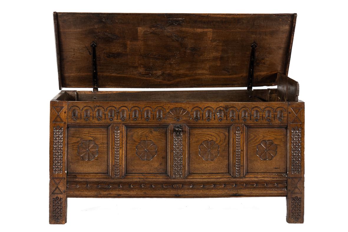Renaissance Antique late 17th century English honey color chest or trunk with rich carvings For Sale