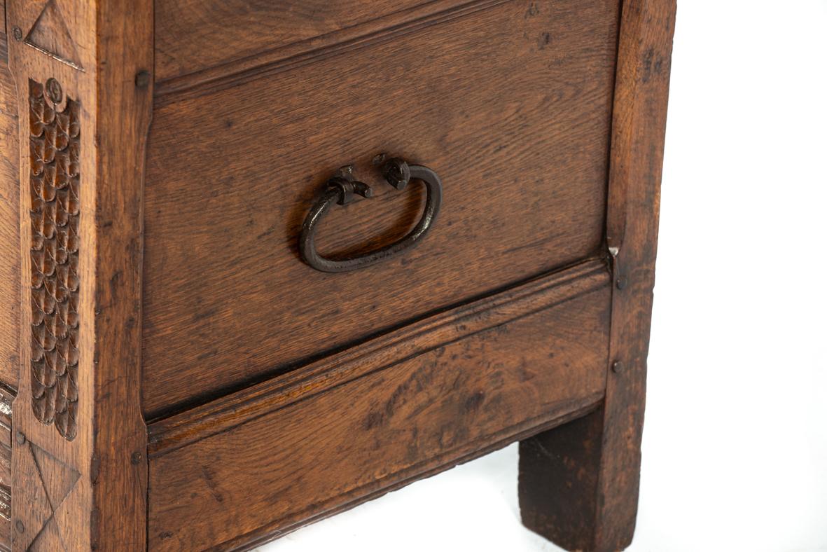 Antique late 17th century English honey color chest or trunk with rich carvings For Sale 2