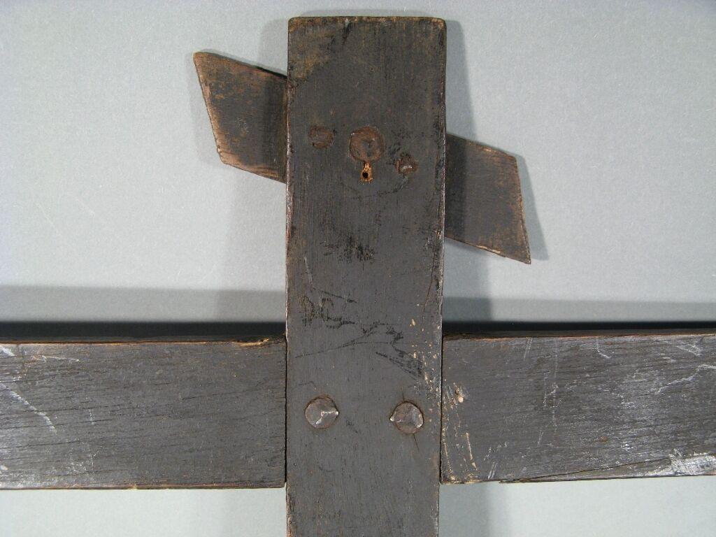 Empire Antique Late 17th/Early 18th Century Carved Wood Crucifix -1Y51