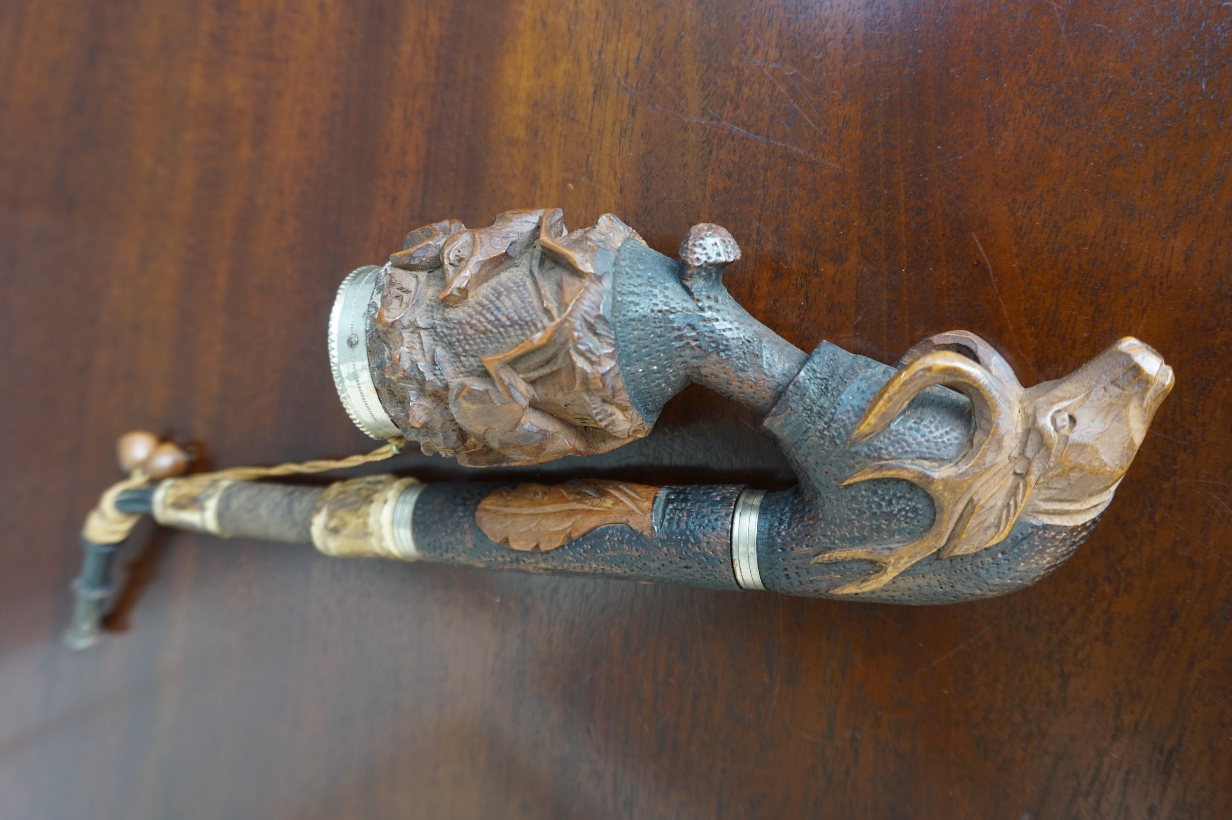Antique Late 1800s Black Forest Pipe with Hand Carved Deer and Stag Sculptures For Sale 1