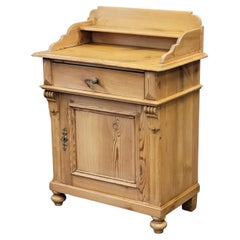 Antiguo mueble cómoda de pino europeo / alemán de finales del siglo XIX