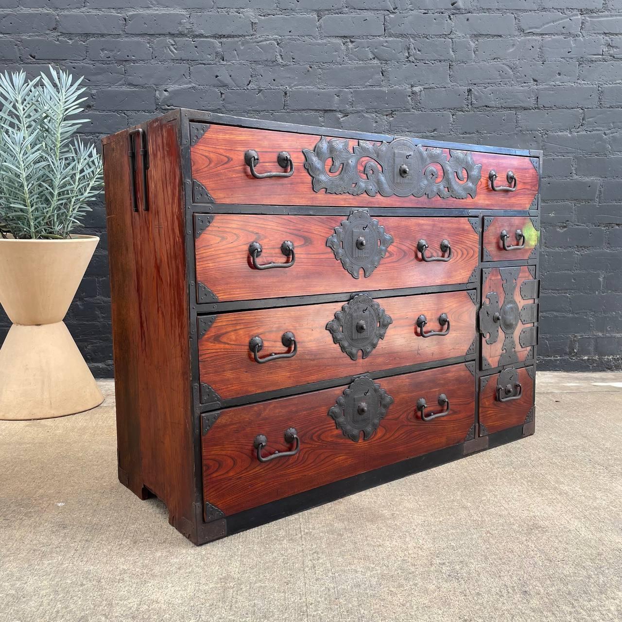 Antique Late 1800’s Japanese Cedar Tansu Chest of Drawers Dresser 

Country: Japan
Materials: Wood, Iron
Condition: Original Condition
Style: Japanese Antique 
Year: 1890’s

$2,250

Dimensions:
35”H x 47”W x 17.50”D