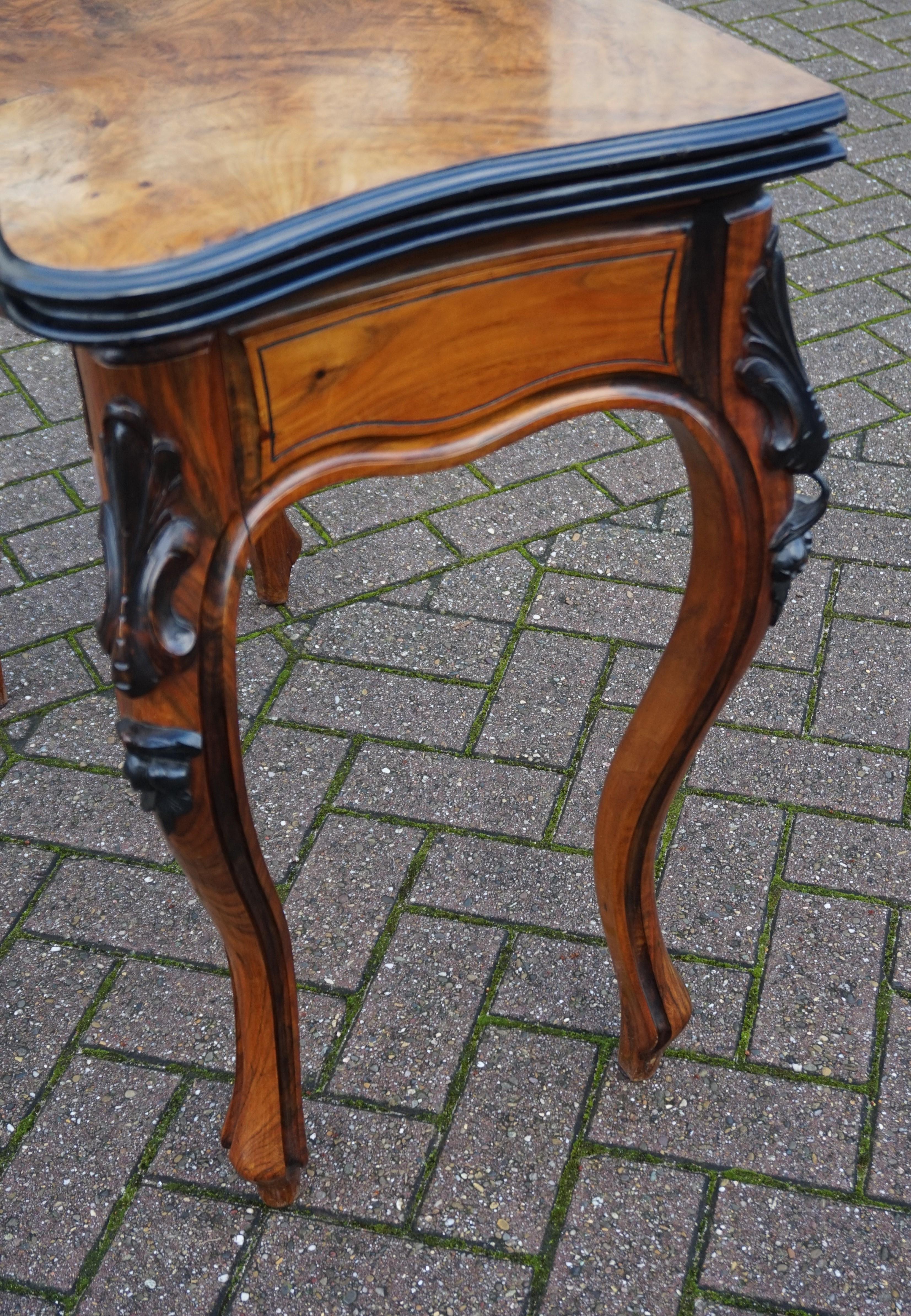 Victorian Antique Late 1800s Nutwood Side Table and Games Table with a Great Patina Horrix