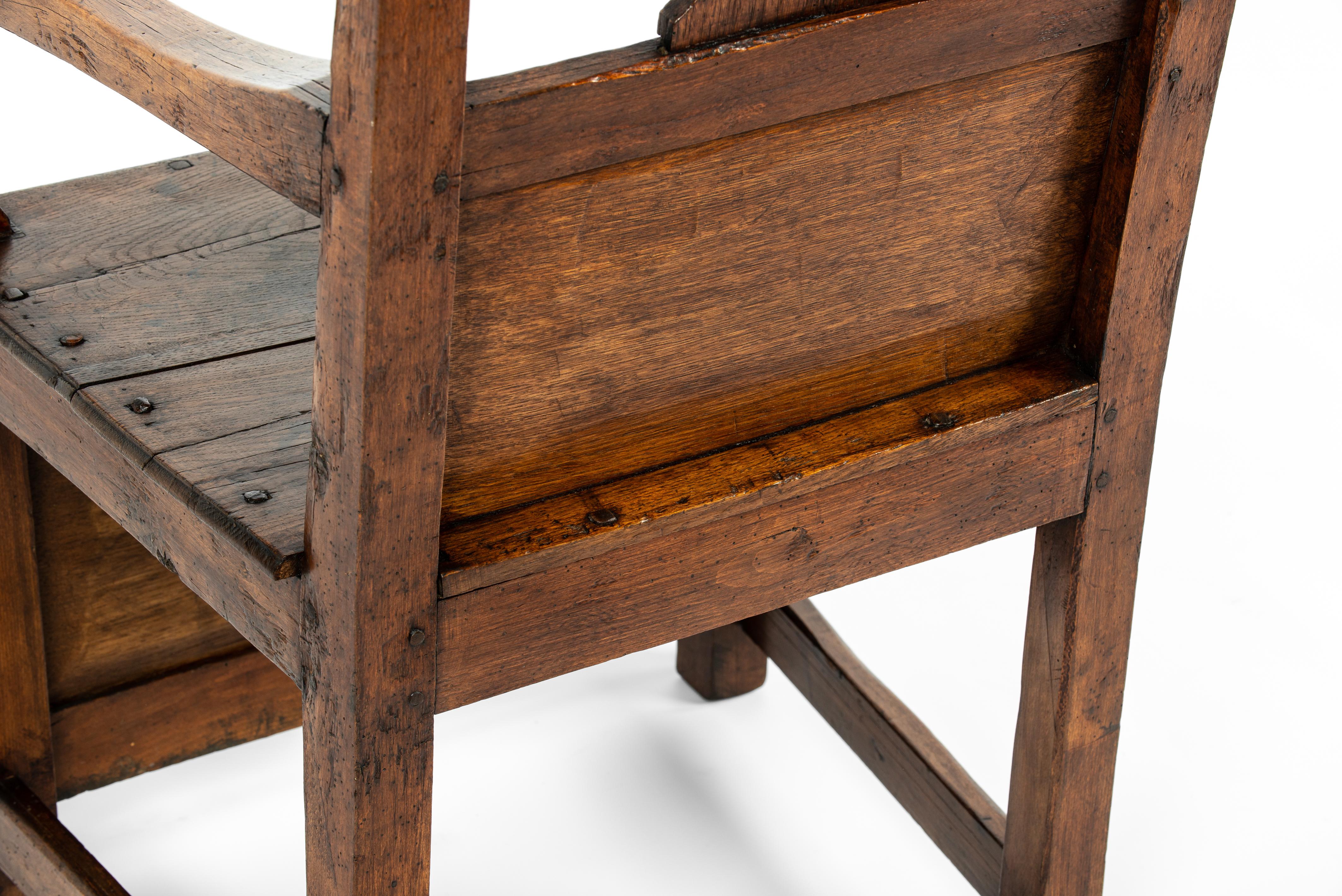 Ancien fauteuil hollandais de la fin du 18e siècle en chêne et en Beeche couleur miel foncé en vente 6