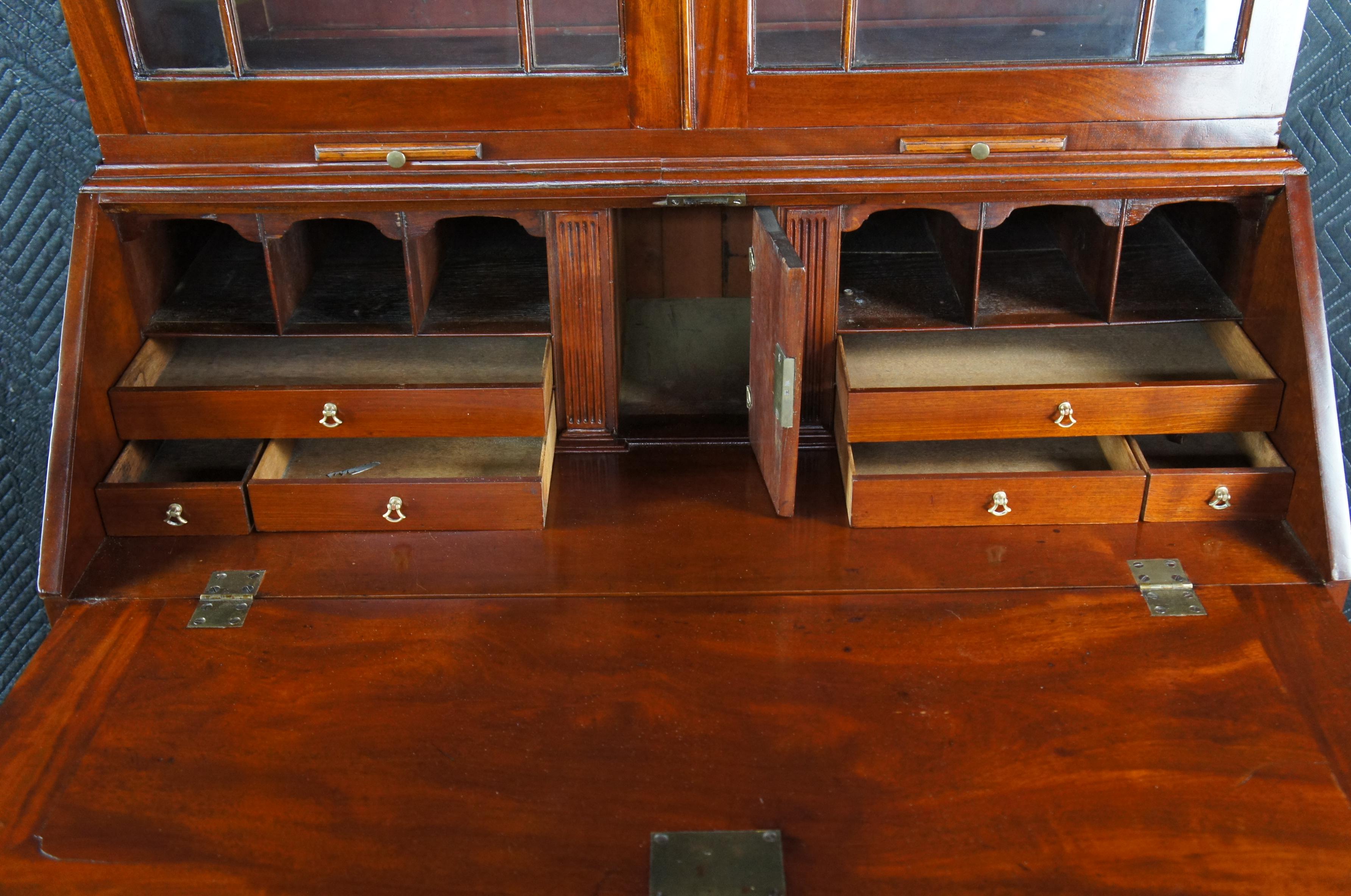 Antiguo escritorio y librería de caoba de finales del siglo XVIII Jorge III en venta 5