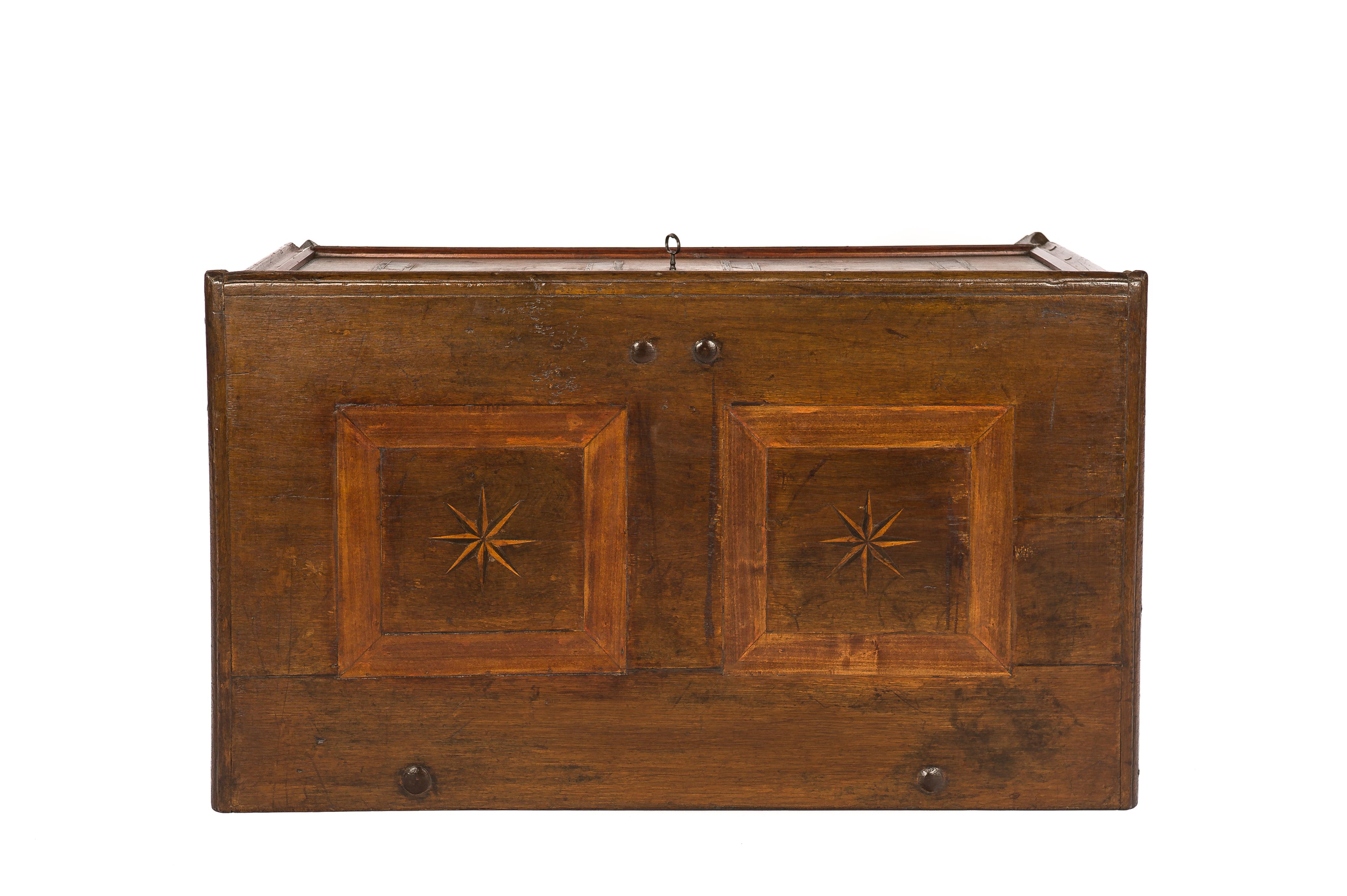 Steel Antique Late 18th-Century German Oak and Fruitwood Marquetry Trunk or Chest For Sale
