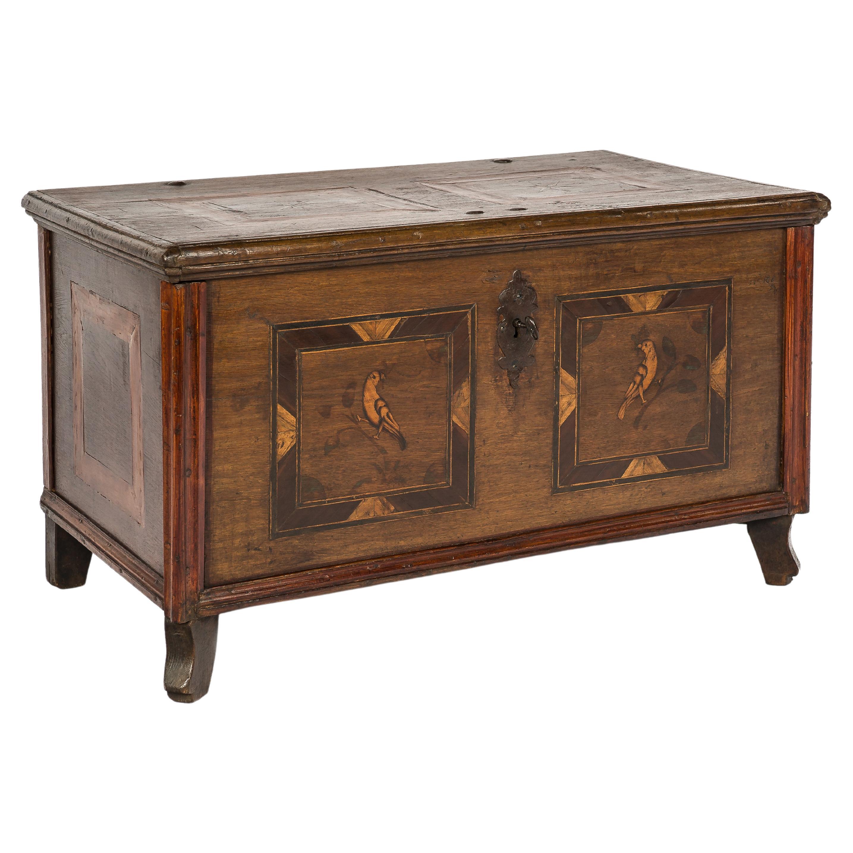 Antique Late 18th-Century German Oak and Fruitwood Marquetry Trunk or Chest For Sale