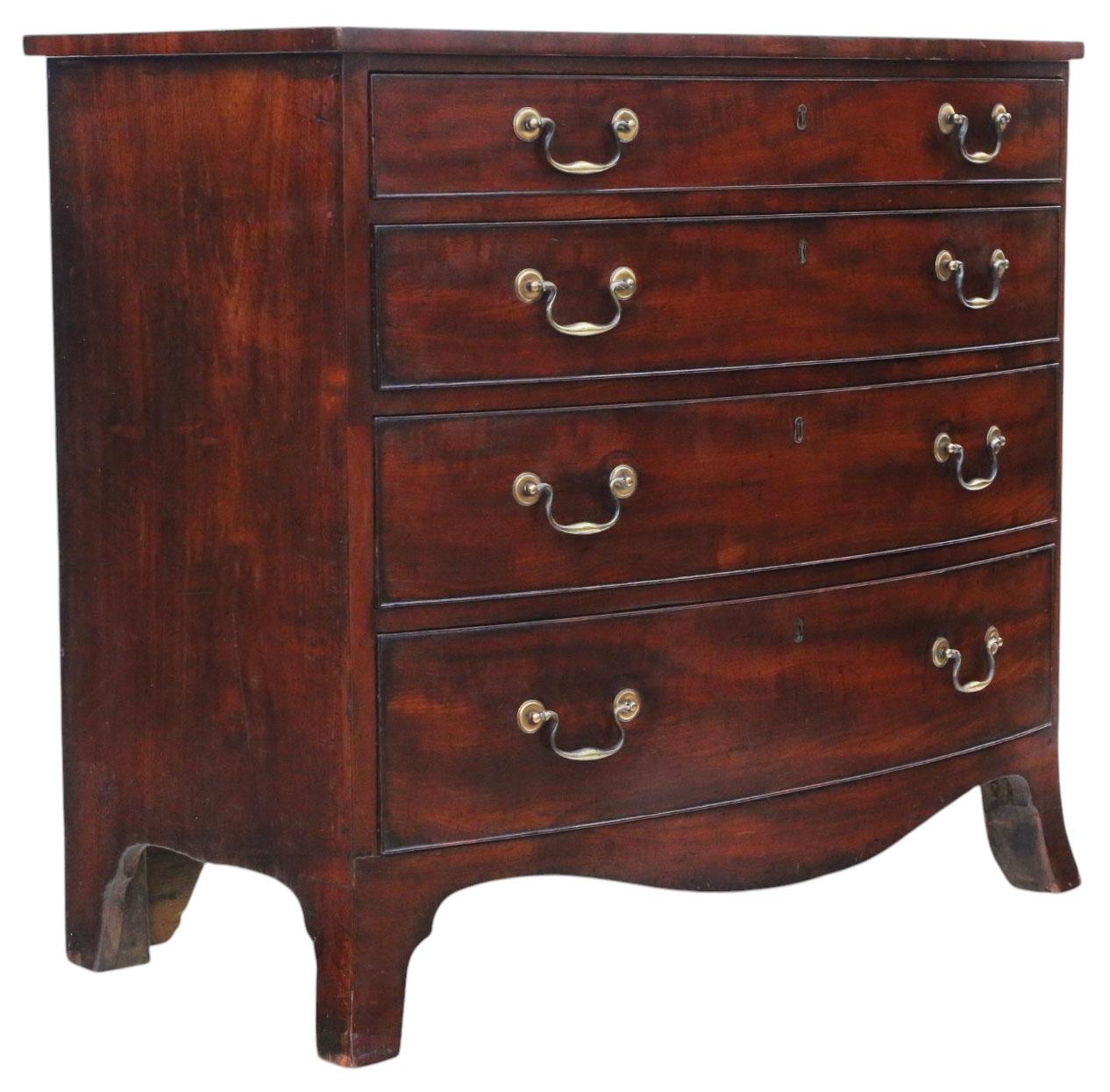 Antique Late 18th / Early 19th Century Georgian c.1800 Mahogany Chest of Drawers For Sale 1