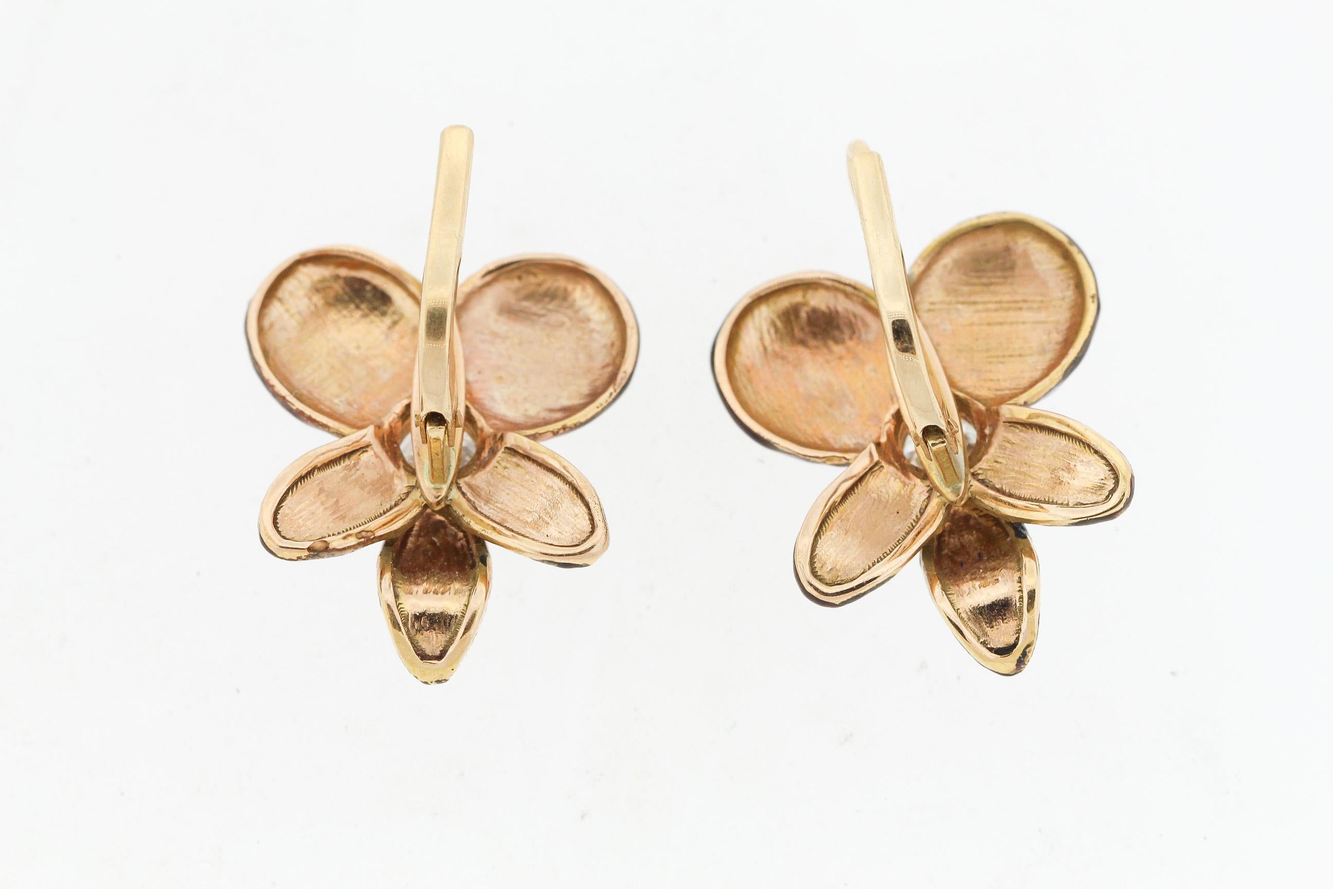 Antique Late 19th Century 14 Karat Gold Diamond Enamel Pansy Earrings In Good Condition In New York, NY