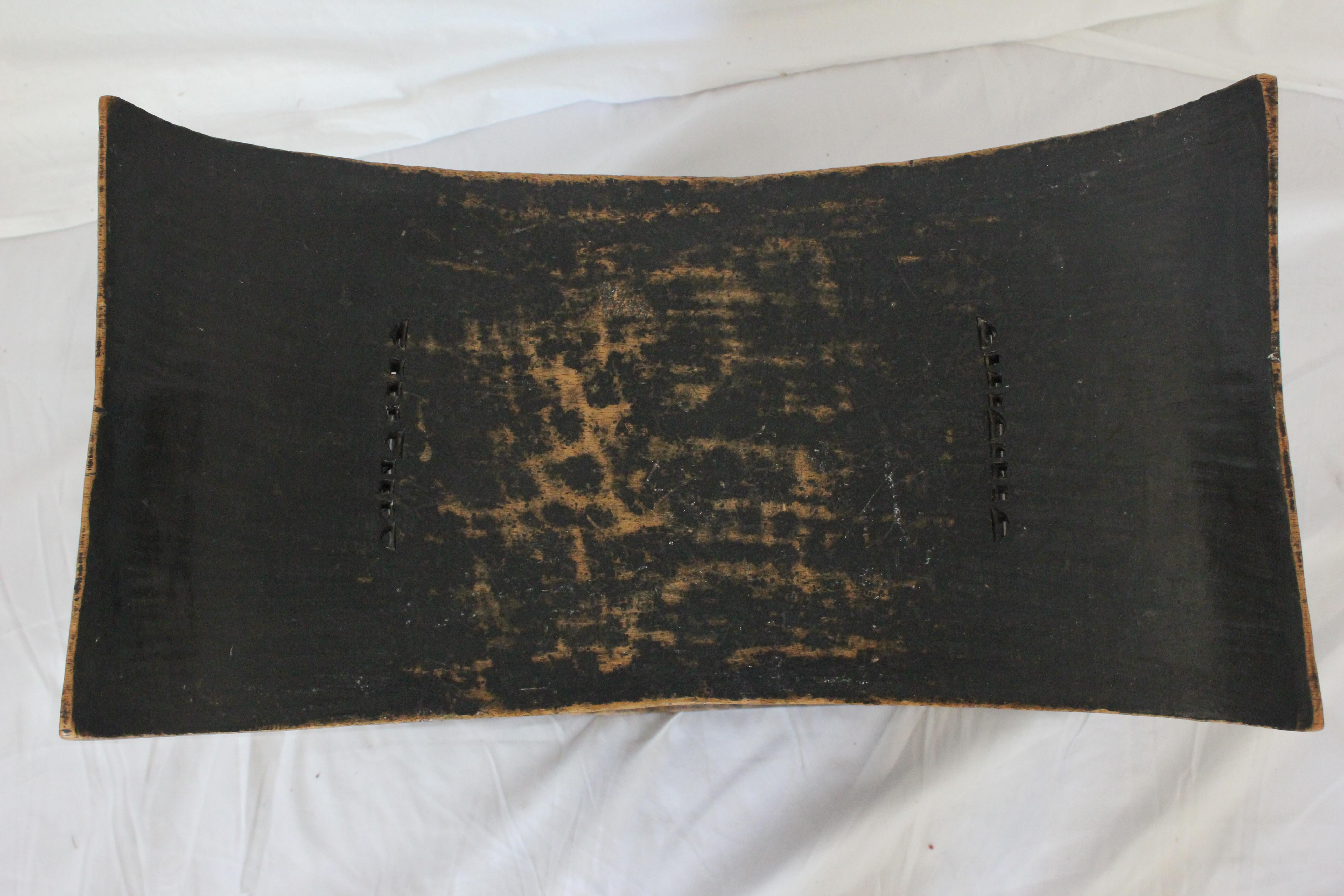 Antique Late 19th Century Carved African Tribal Stool (AF2-369) In Good Condition For Sale In Los Angeles, CA