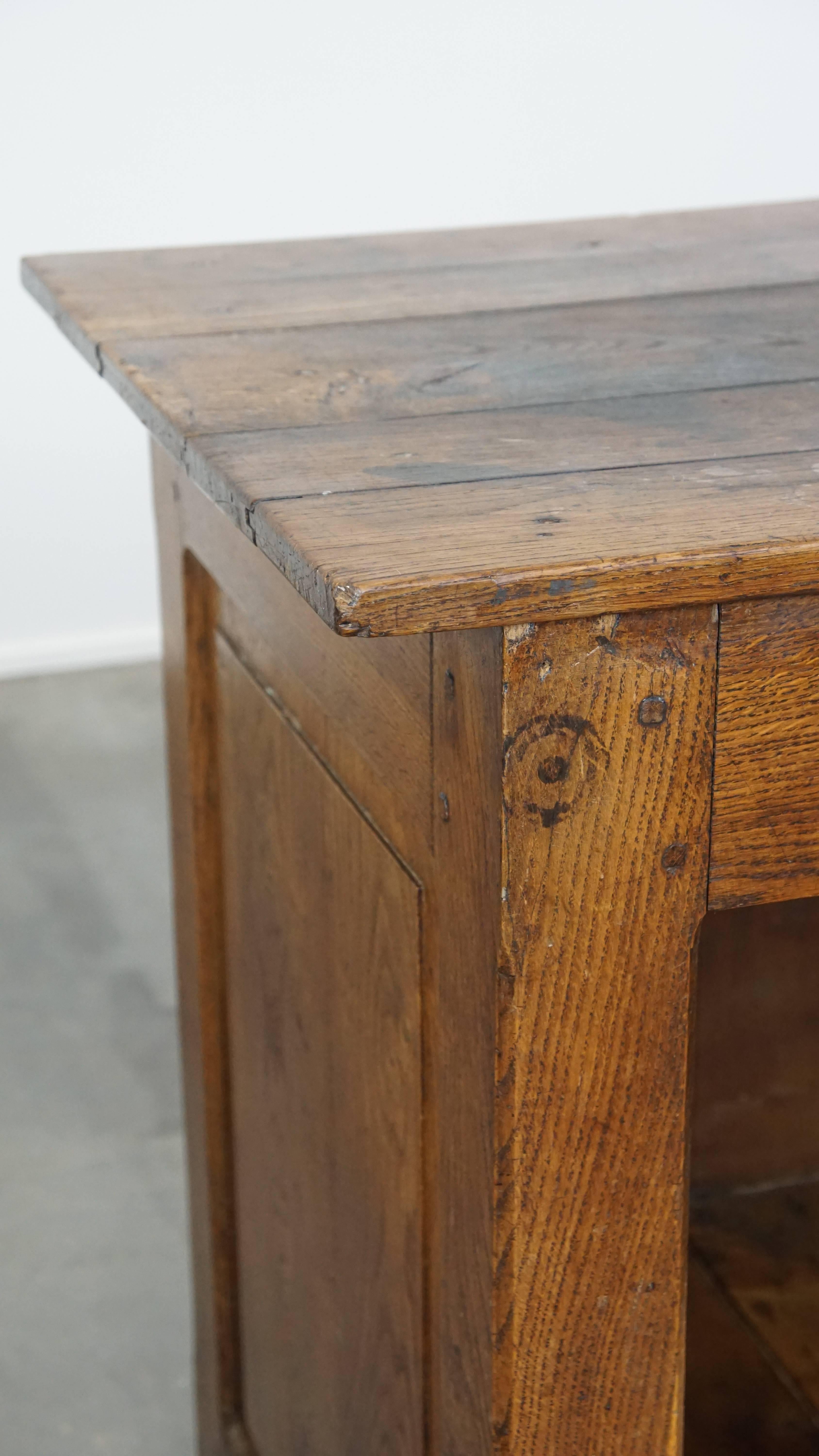 Antique Late 19th-Century Counter / Sideboard / Display Table with a Drawer For Sale 4