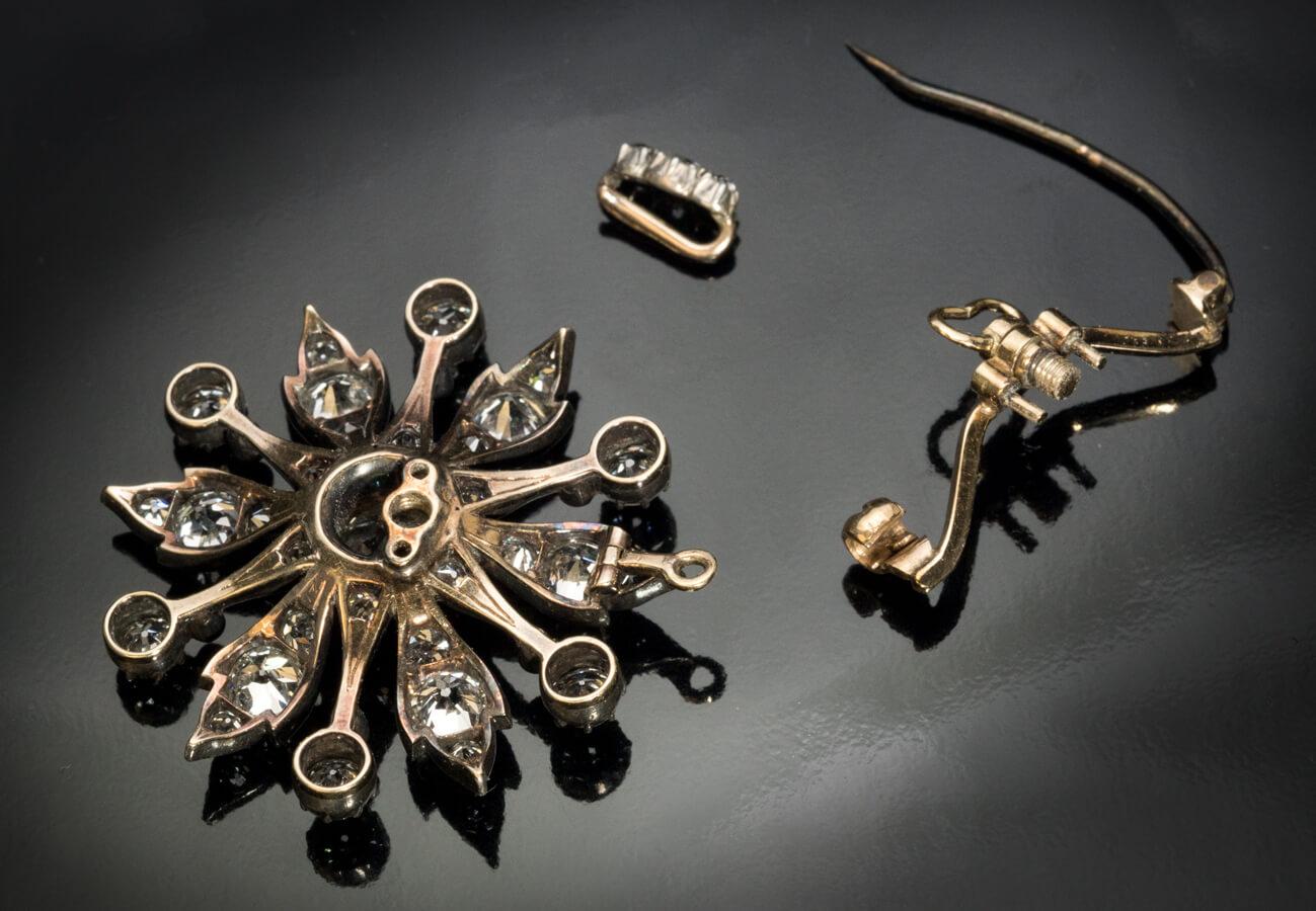Antike Diamantbrosche/Halskette aus dem späten 19. Jahrhundert im Zustand „Hervorragend“ im Angebot in Chicago, IL