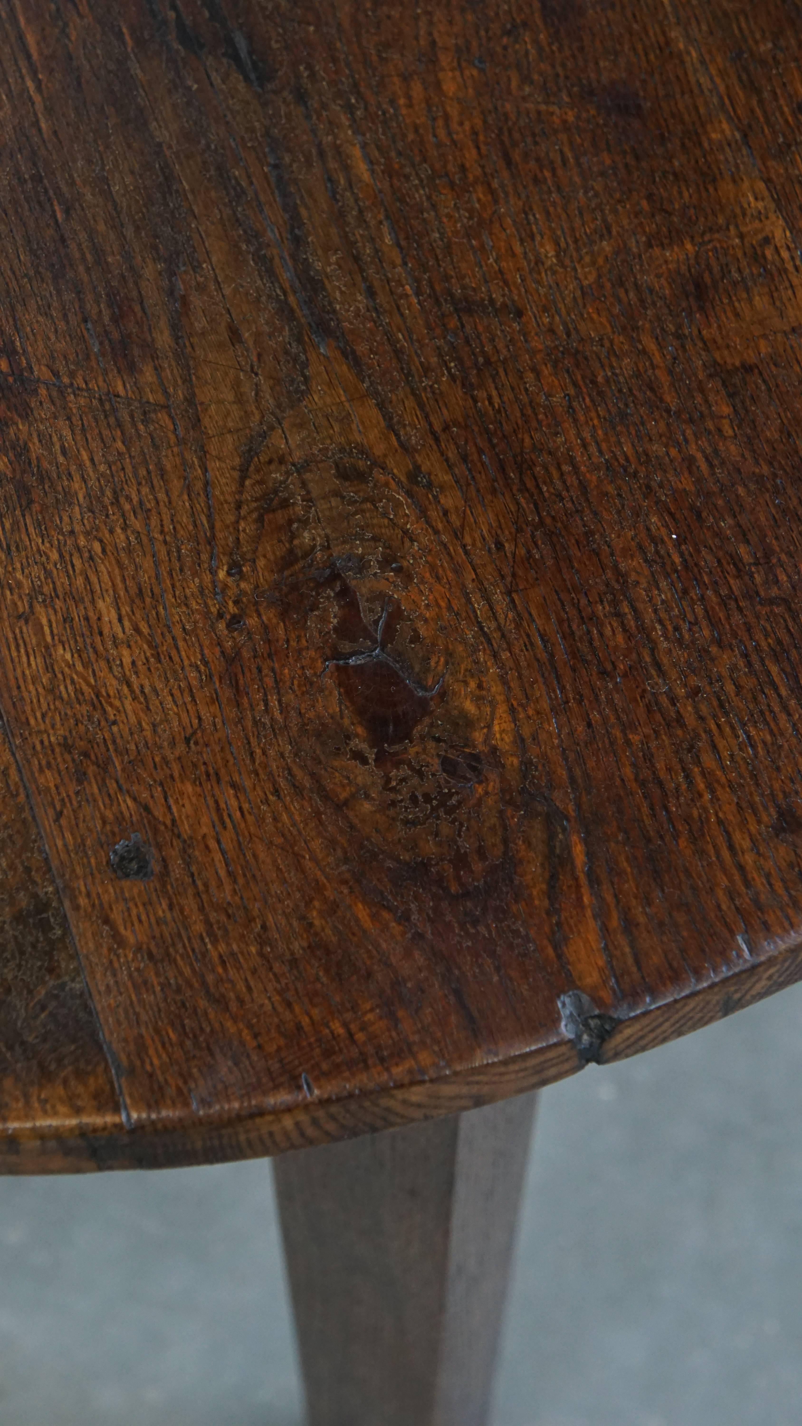 Antico tavolino inglese della fine del XIX secolo realizzato in Oak in vendita 5