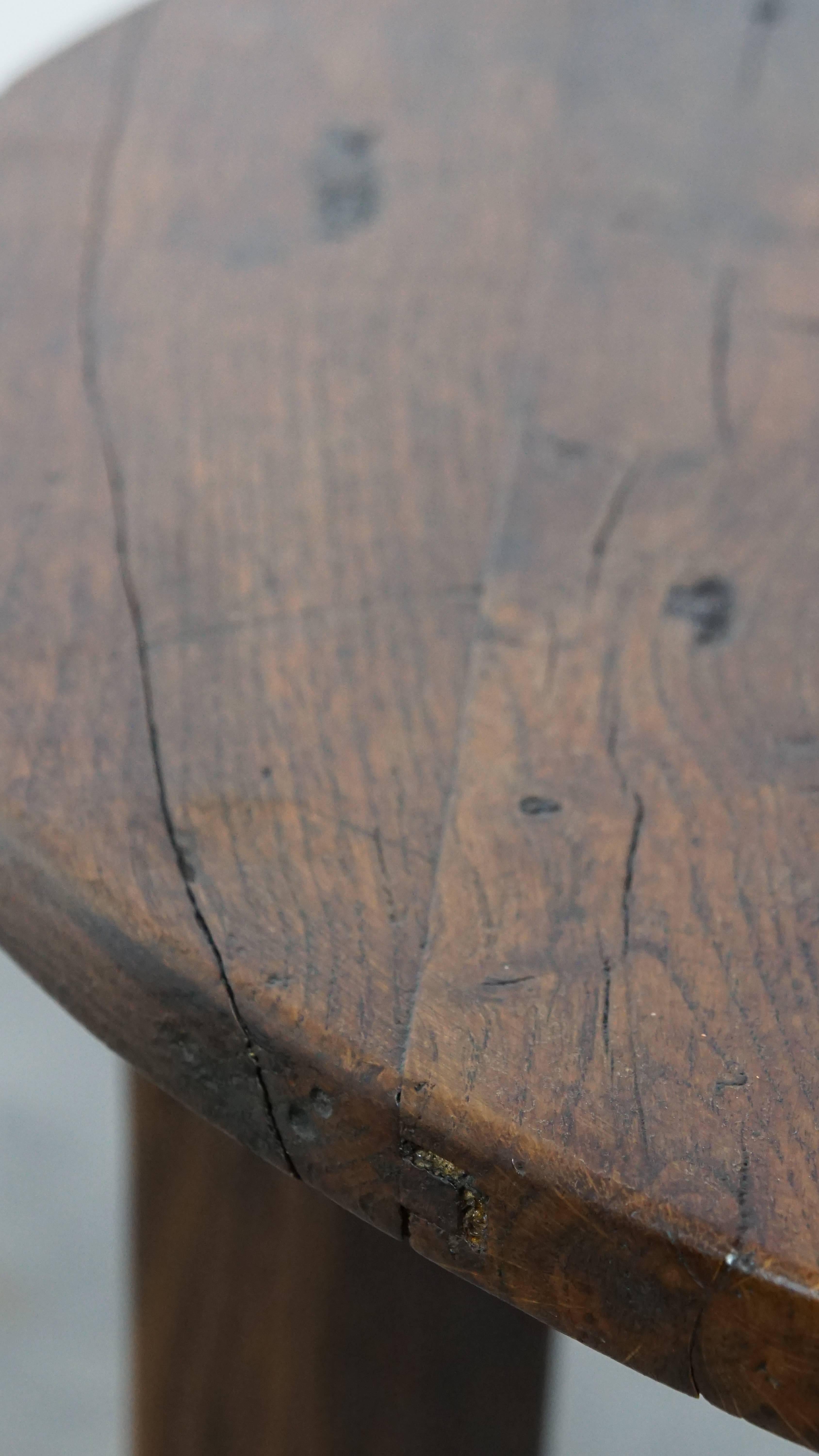 Antico tavolino inglese della fine del XIX secolo realizzato in Oak in vendita 7