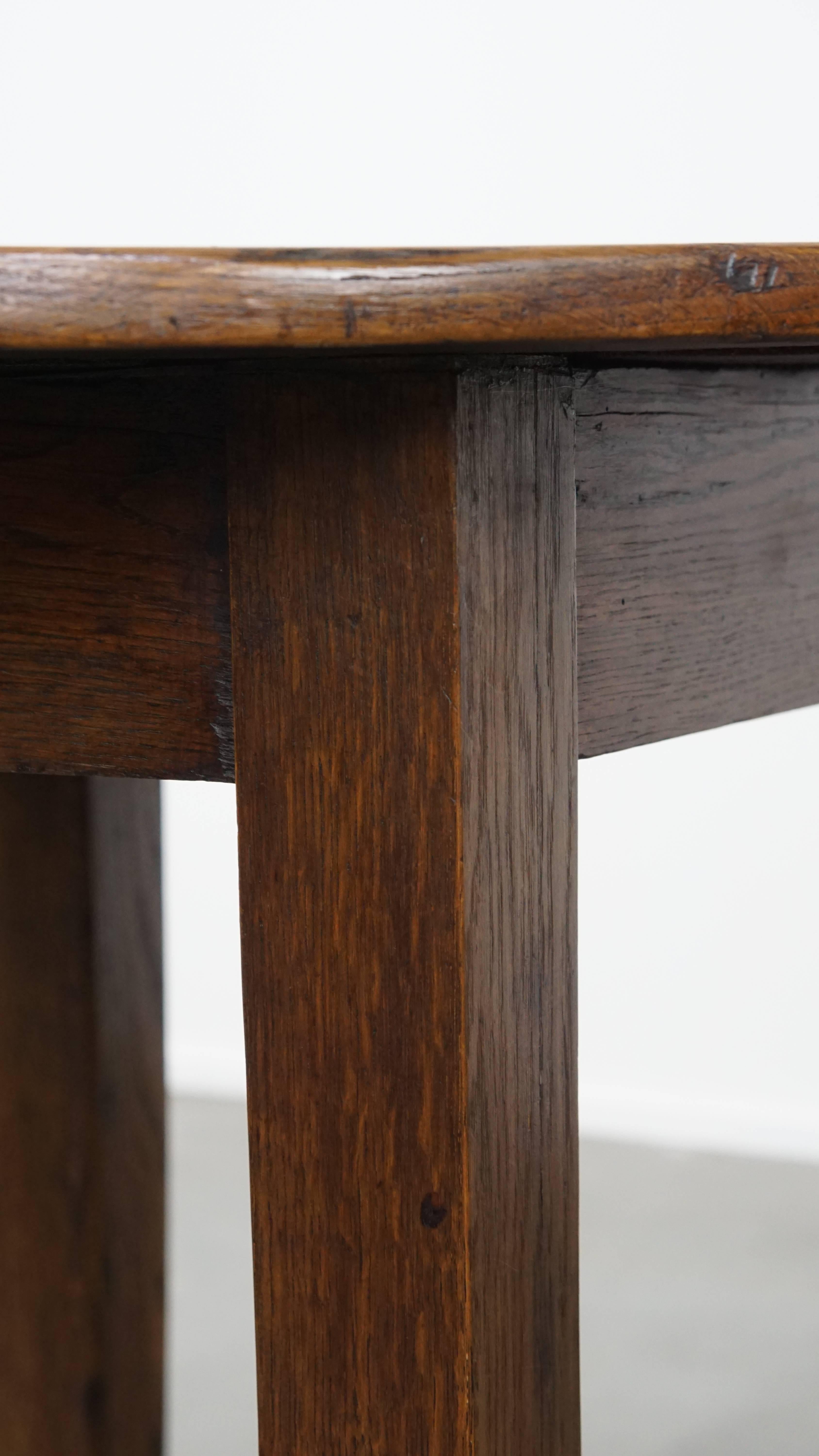 Antico tavolino inglese della fine del XIX secolo realizzato in Oak in vendita 1