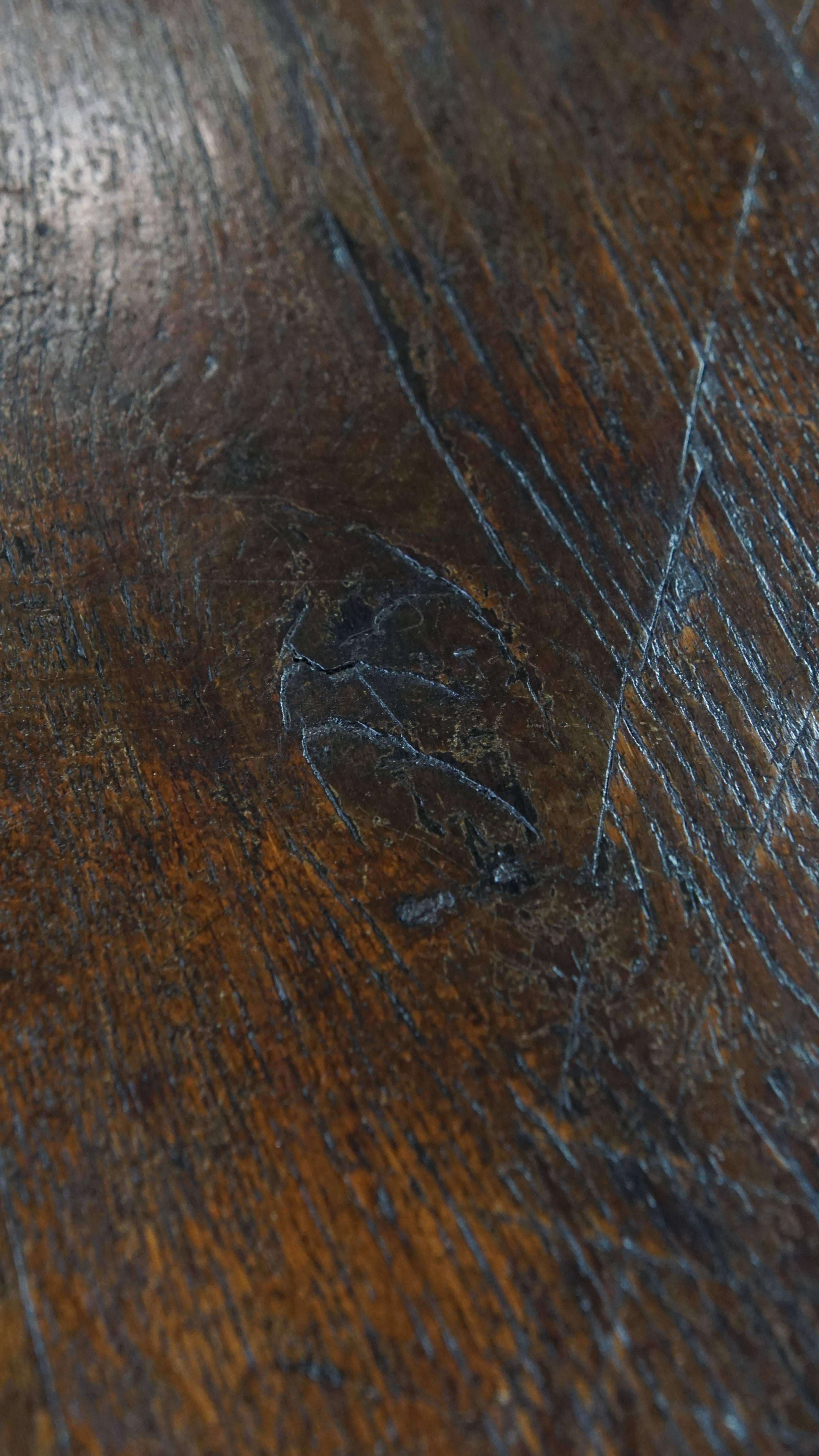 Antico tavolino inglese della fine del XIX secolo realizzato in Oak in vendita 2