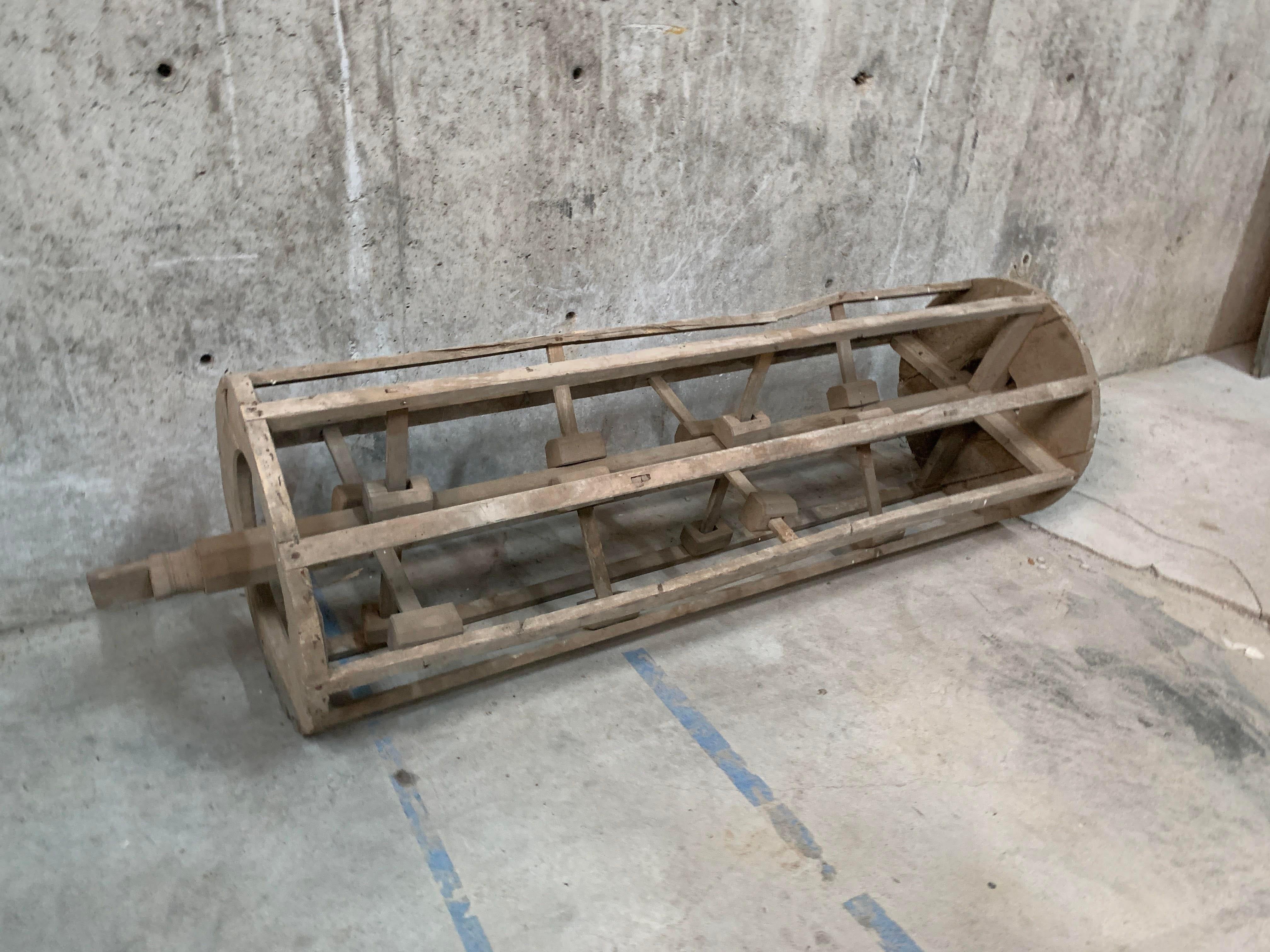 Antique Late 19th Century French Large Sculptural Rustic Harvest Wooden Thresher In Good Condition For Sale In Sheridan, CO