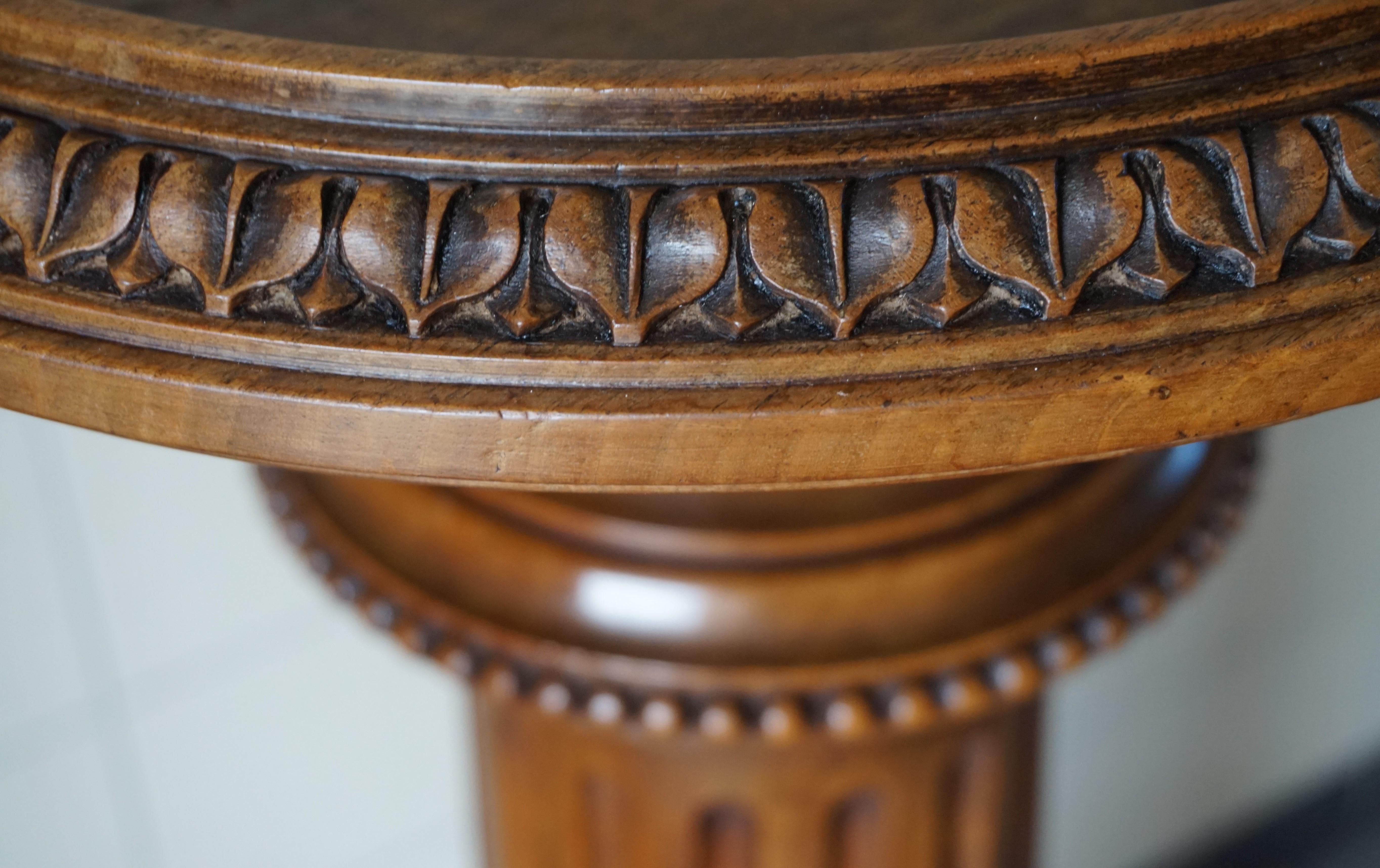 Antique Late 19th Century Hand Carved Solid Nutwood Round Pedestal Display Stand 4