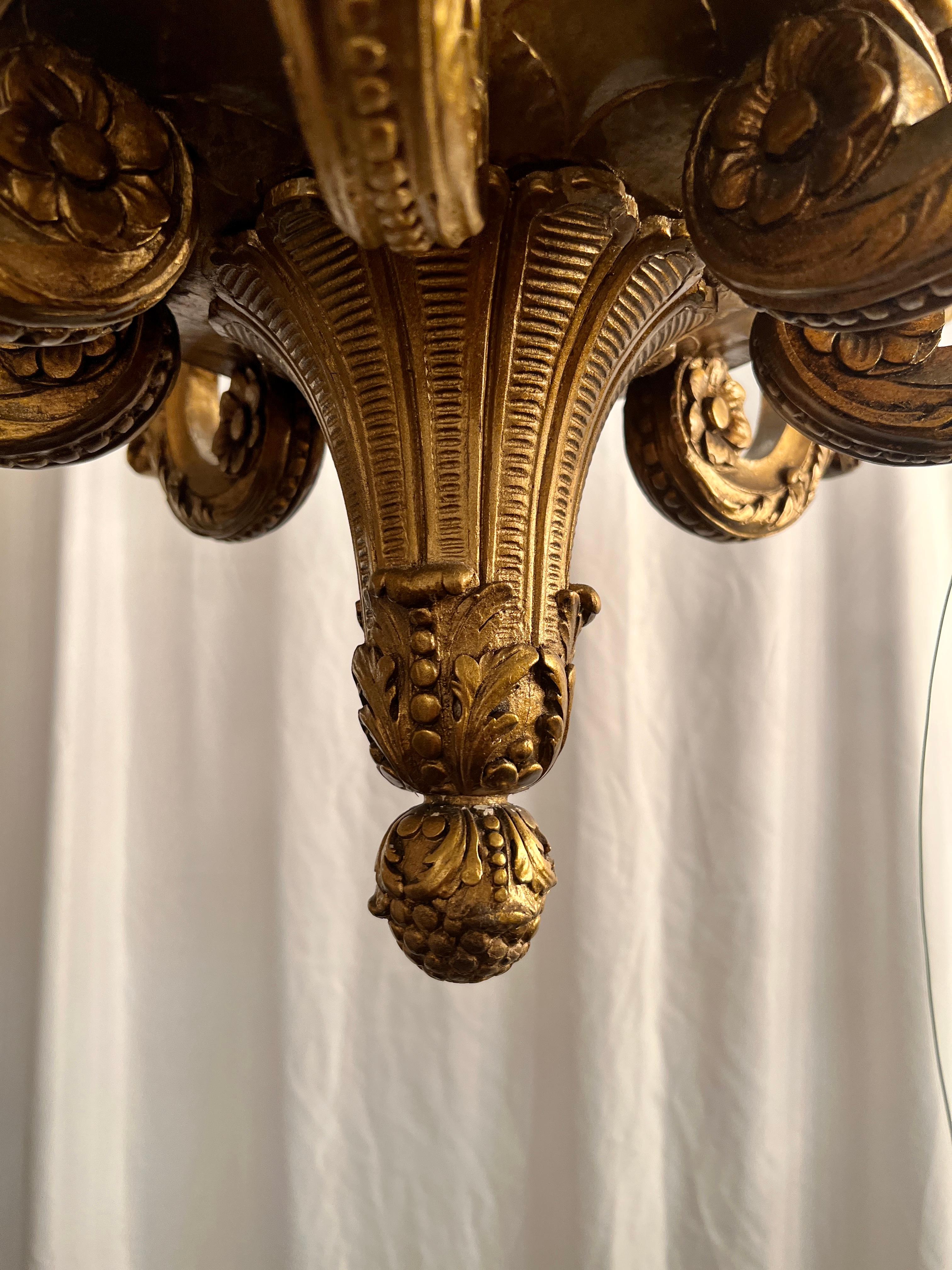 Antique Late 19th Century Italian Carved Wood Parcel Gilt Chandelier C 1890-1900 In Good Condition For Sale In New Orleans, LA