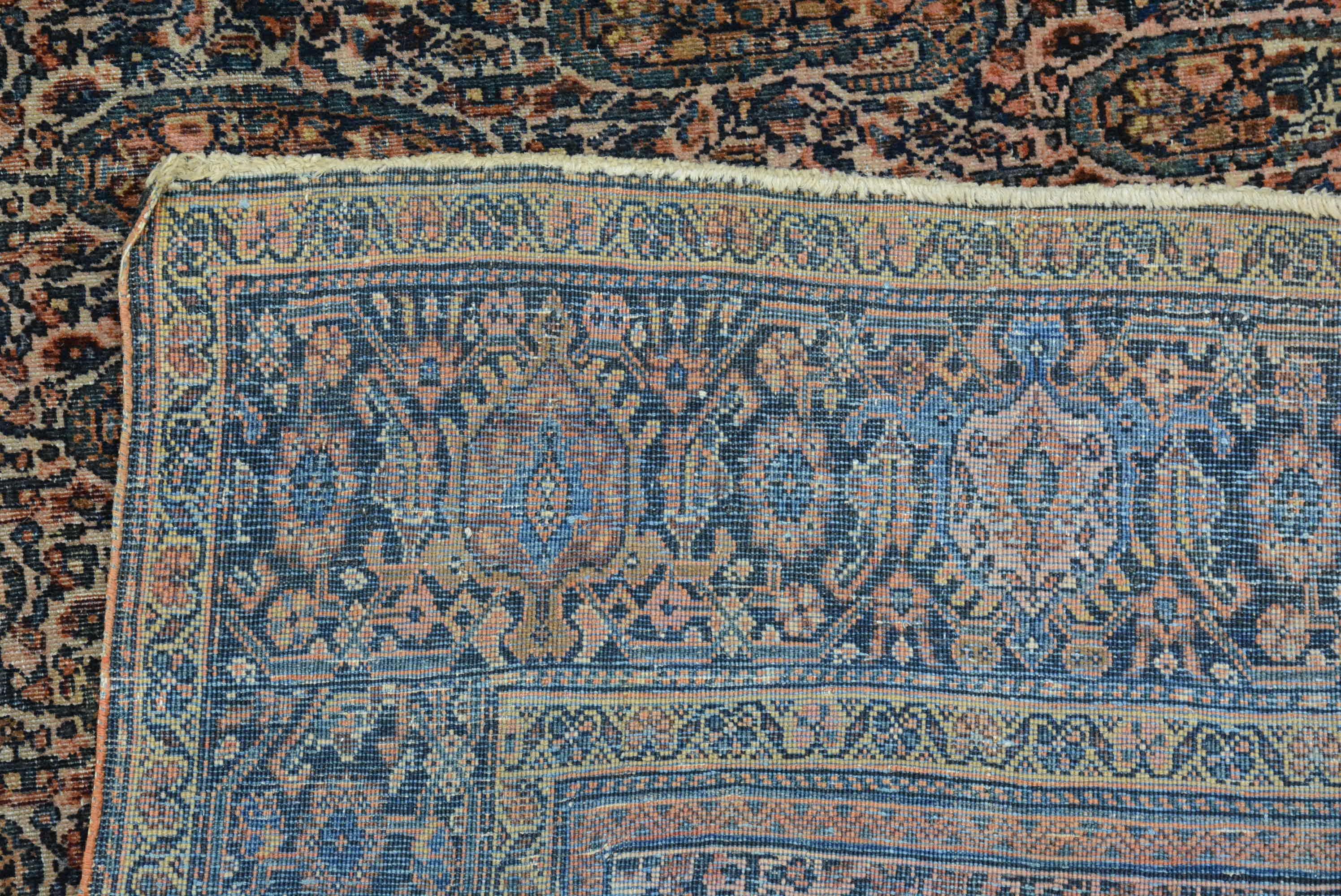 Antiker persischer Fereghan Sarouk-Teppich aus dem späten 19. im Angebot 2