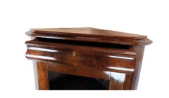 Antico mobile angolare tardo impero con ripiani in mogano del 1840