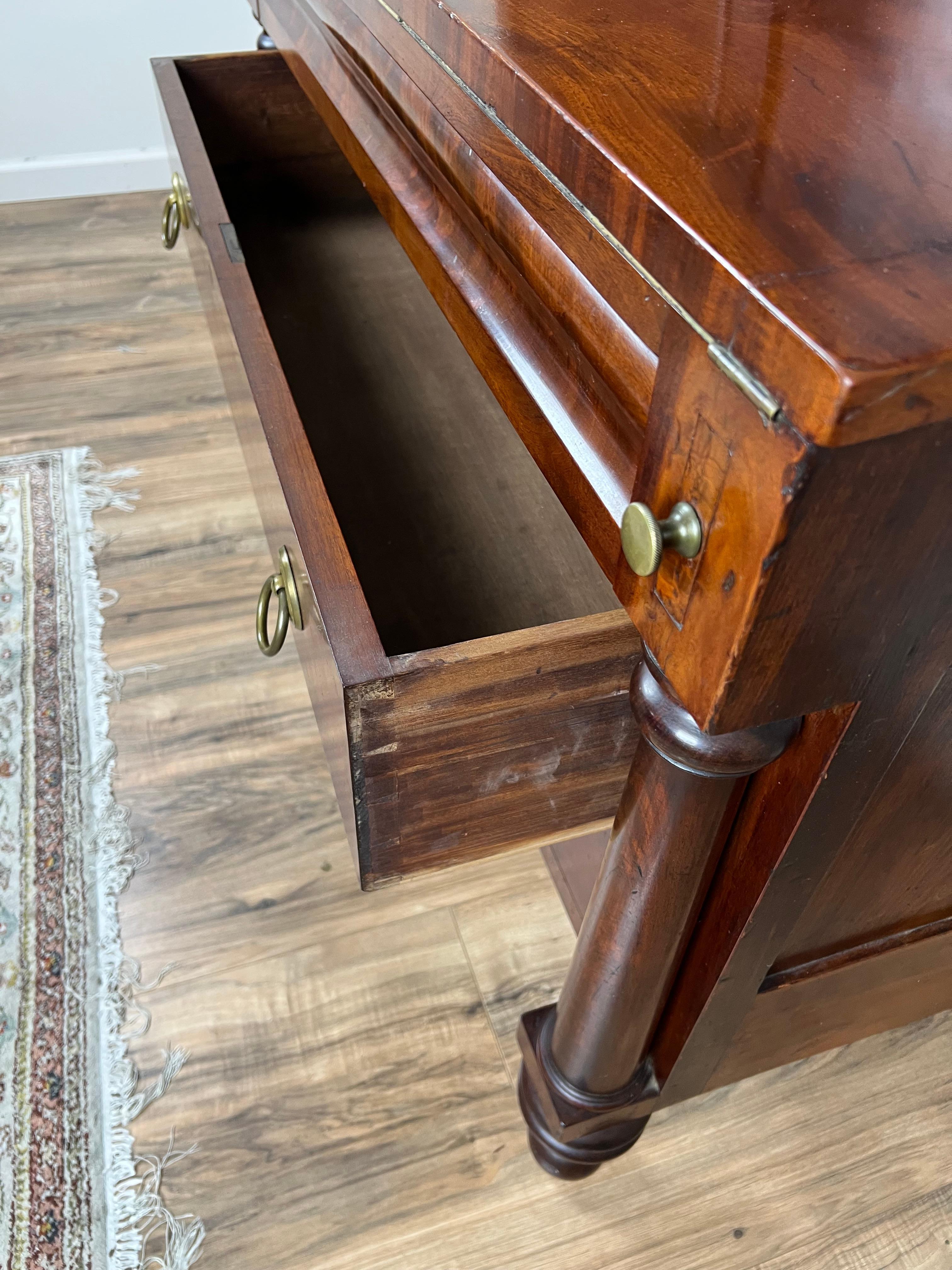 Federale Antica Libreria Plantation in mogano di epoca tardo-federale C.C. Fine anni '30 del XIX secolo in vendita