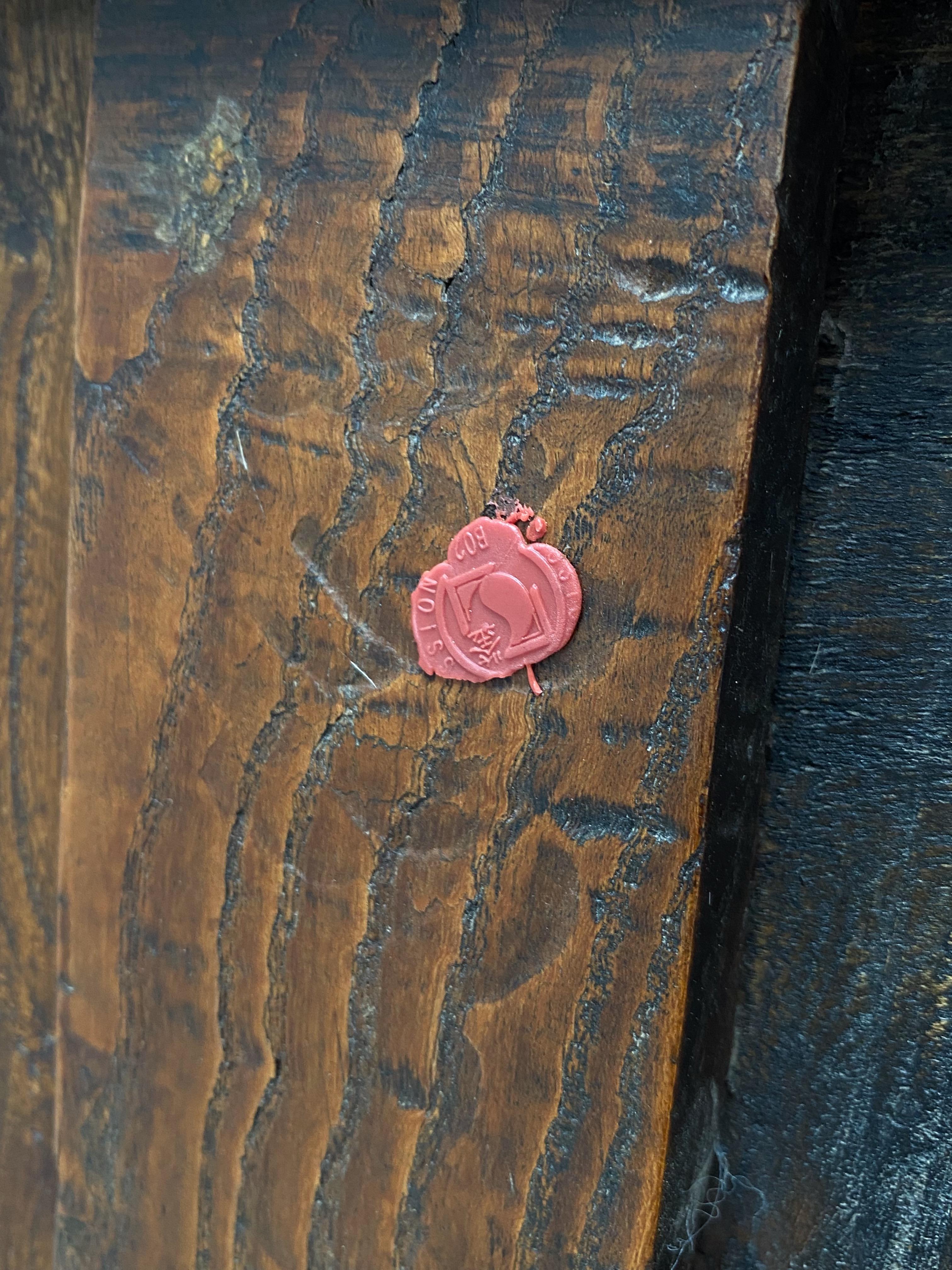 ANTIQUE LATE QING DYNASTY BUTTERFLY CHESTRE IN ELM WOOD CON CASSETTI in vendita 9