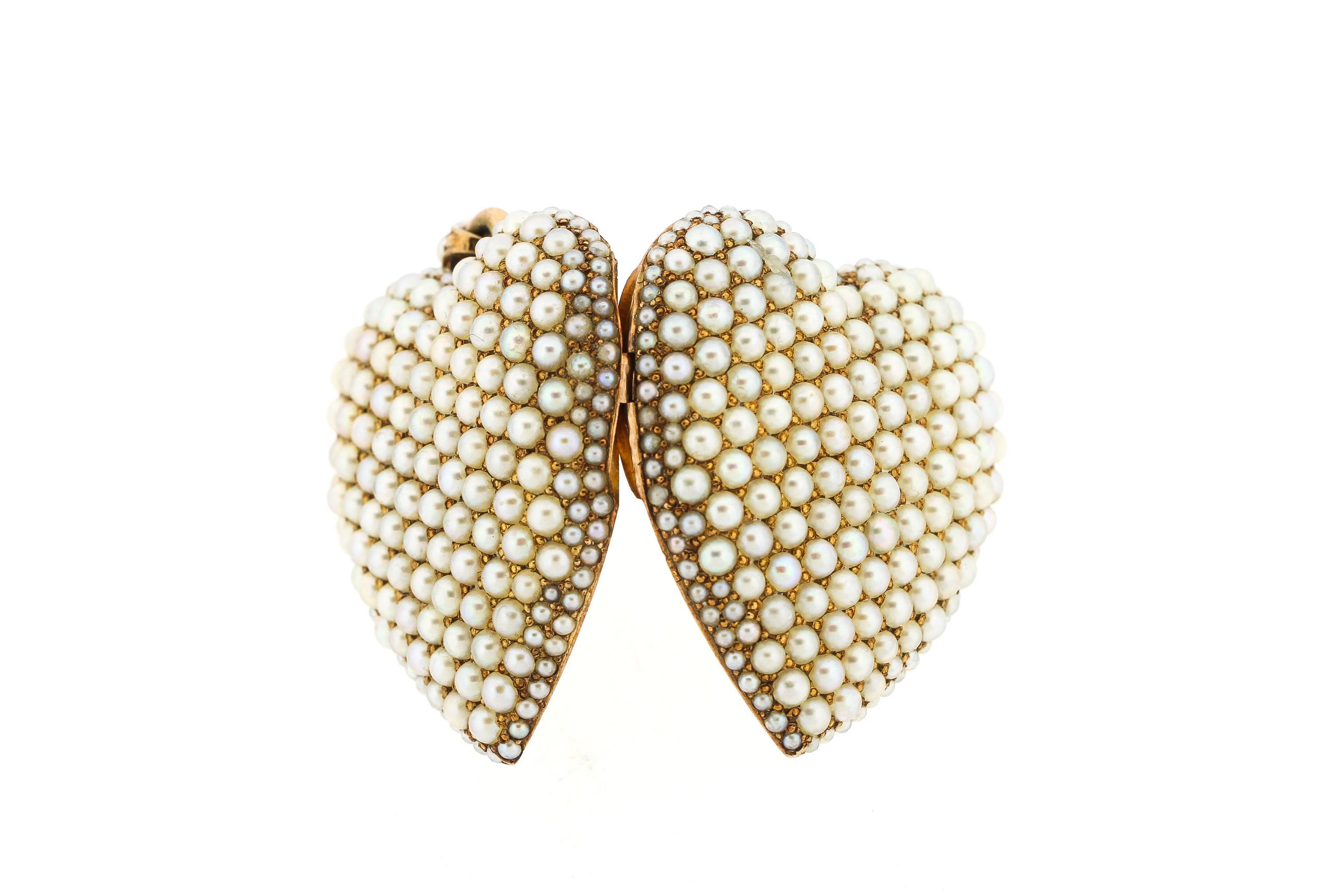 Antike spätviktorianische 14 Karat Gelbgold Seed Pearl Heart Locket (Perle)