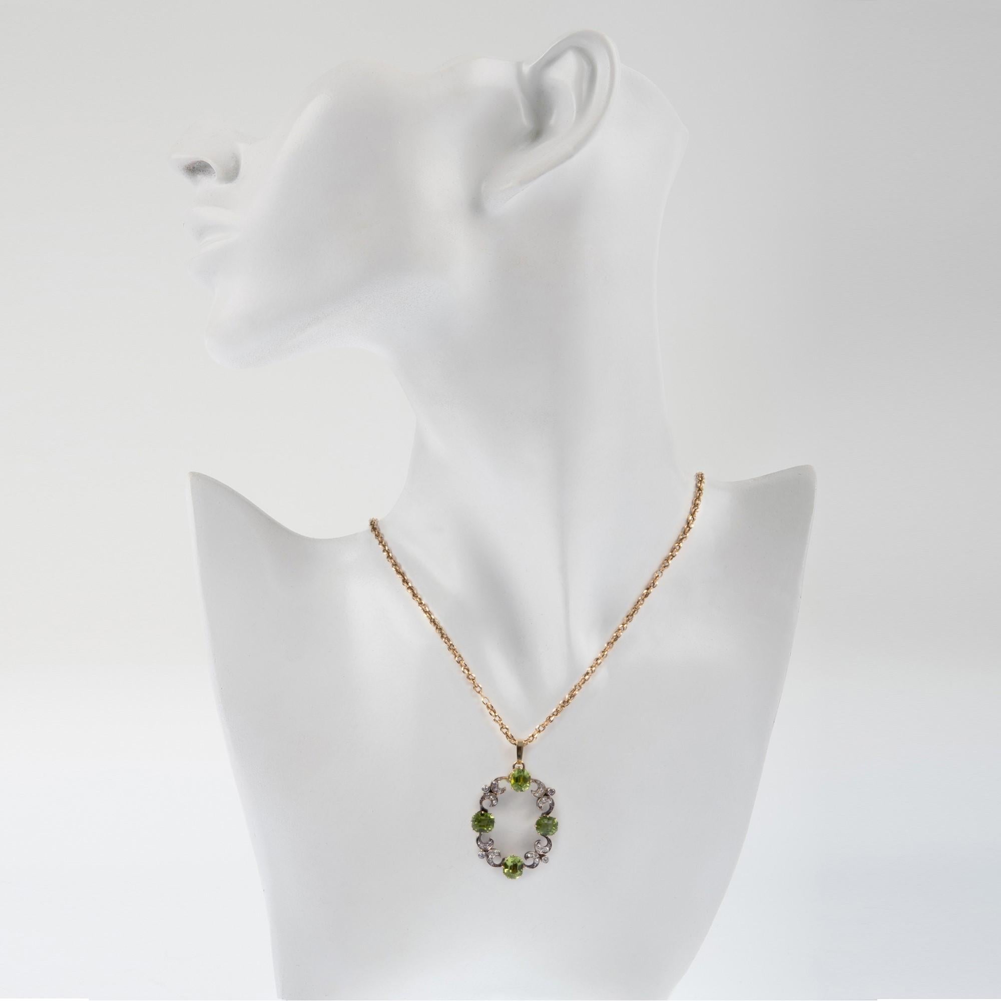 Women's Antique Late Victorian 4.65 Carat Peridot and 0.35 Carat Diamond Pendant For Sale