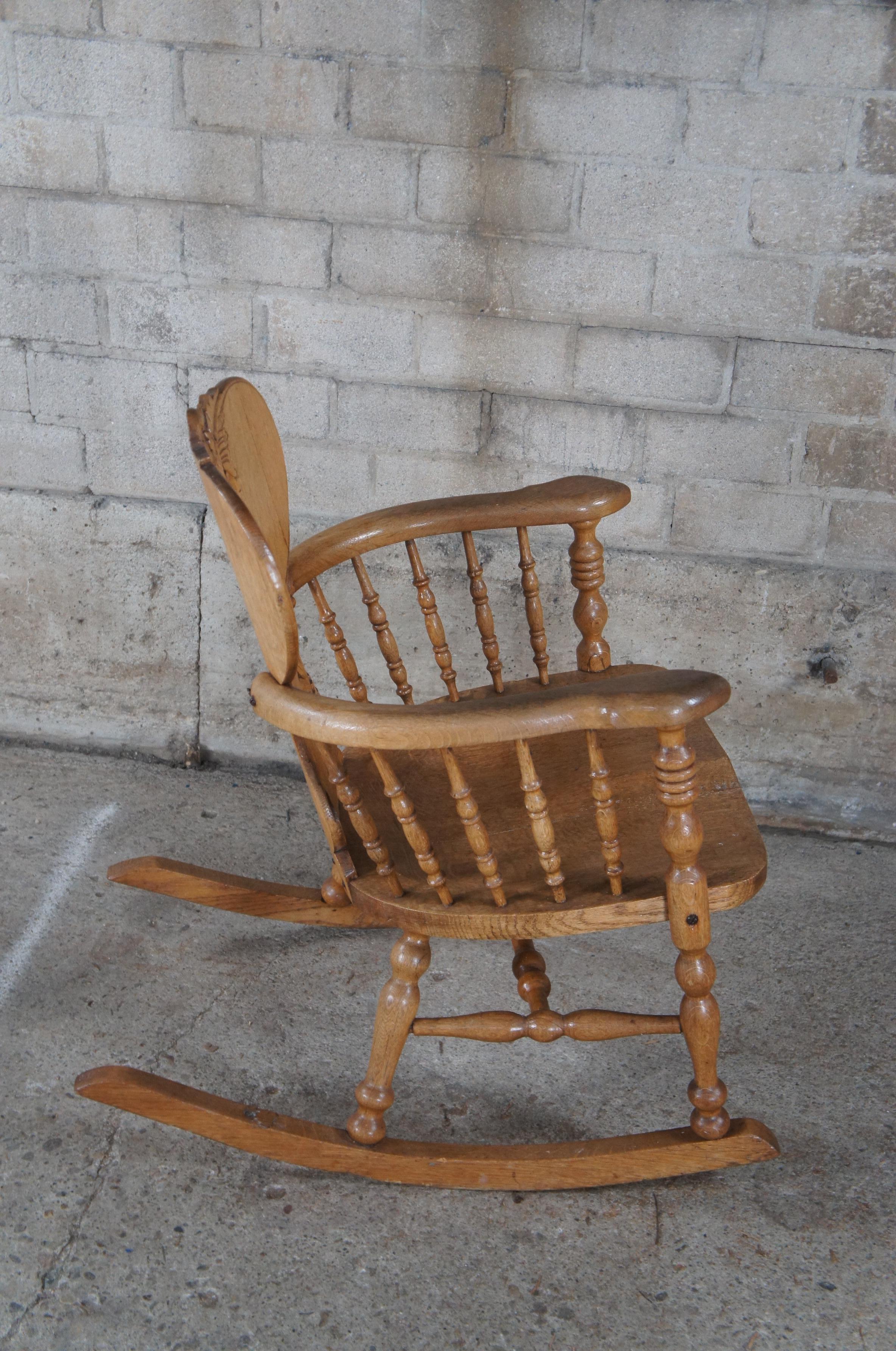 Antique Late Victorian Carved Quartersawn Oak Barrel Back Rocking Chair Rocker For Sale 6