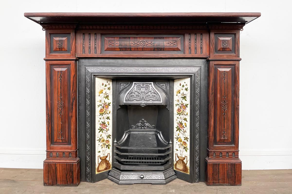 Envolvente de Chimenea de Hierro Fundido Antiguo de la Época Victoriana Tardía 'Espumado de Madera' Victoriano en venta