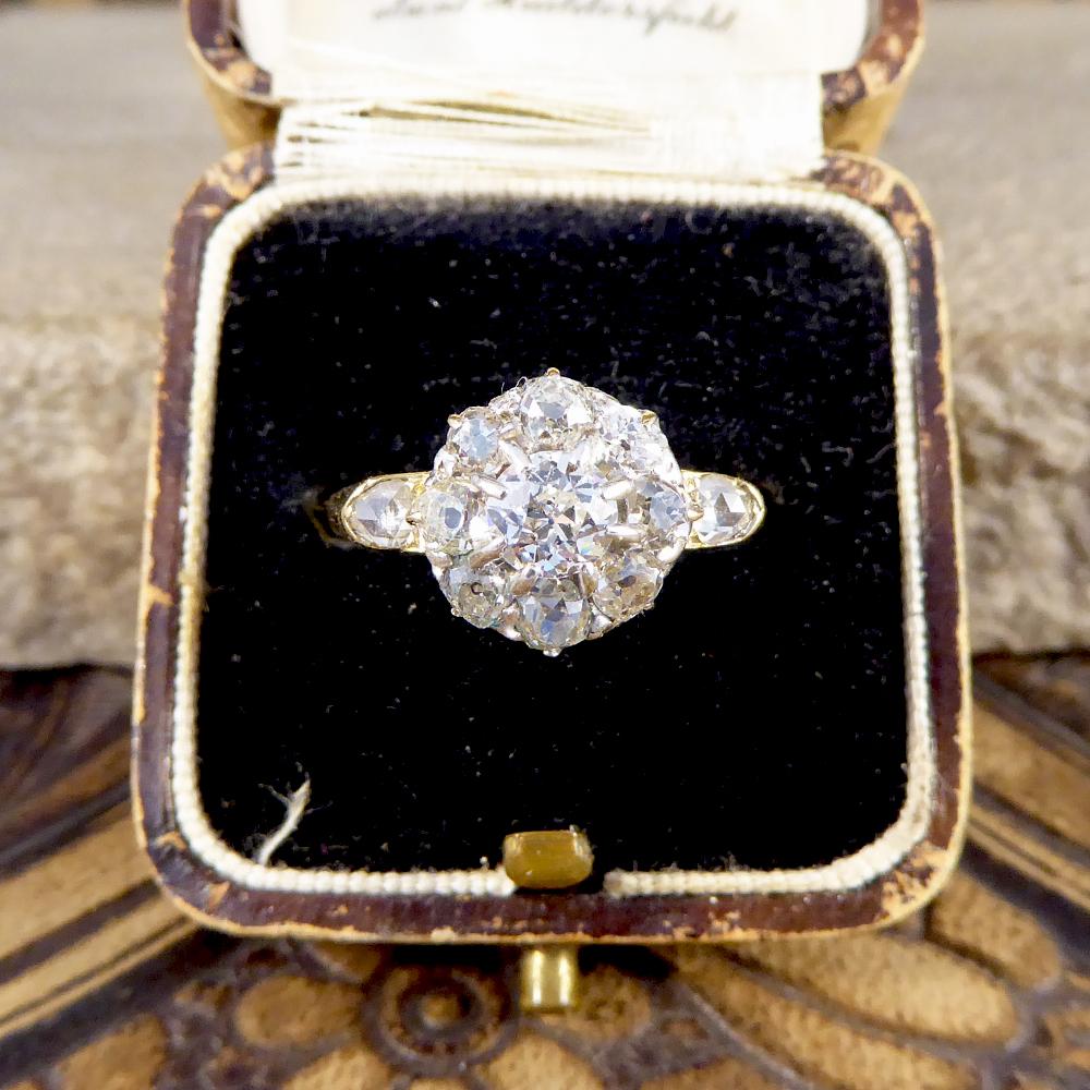Antique Late Victorian Diamond Flower Cluster Ring in 18 Carat Yellow Gold 2