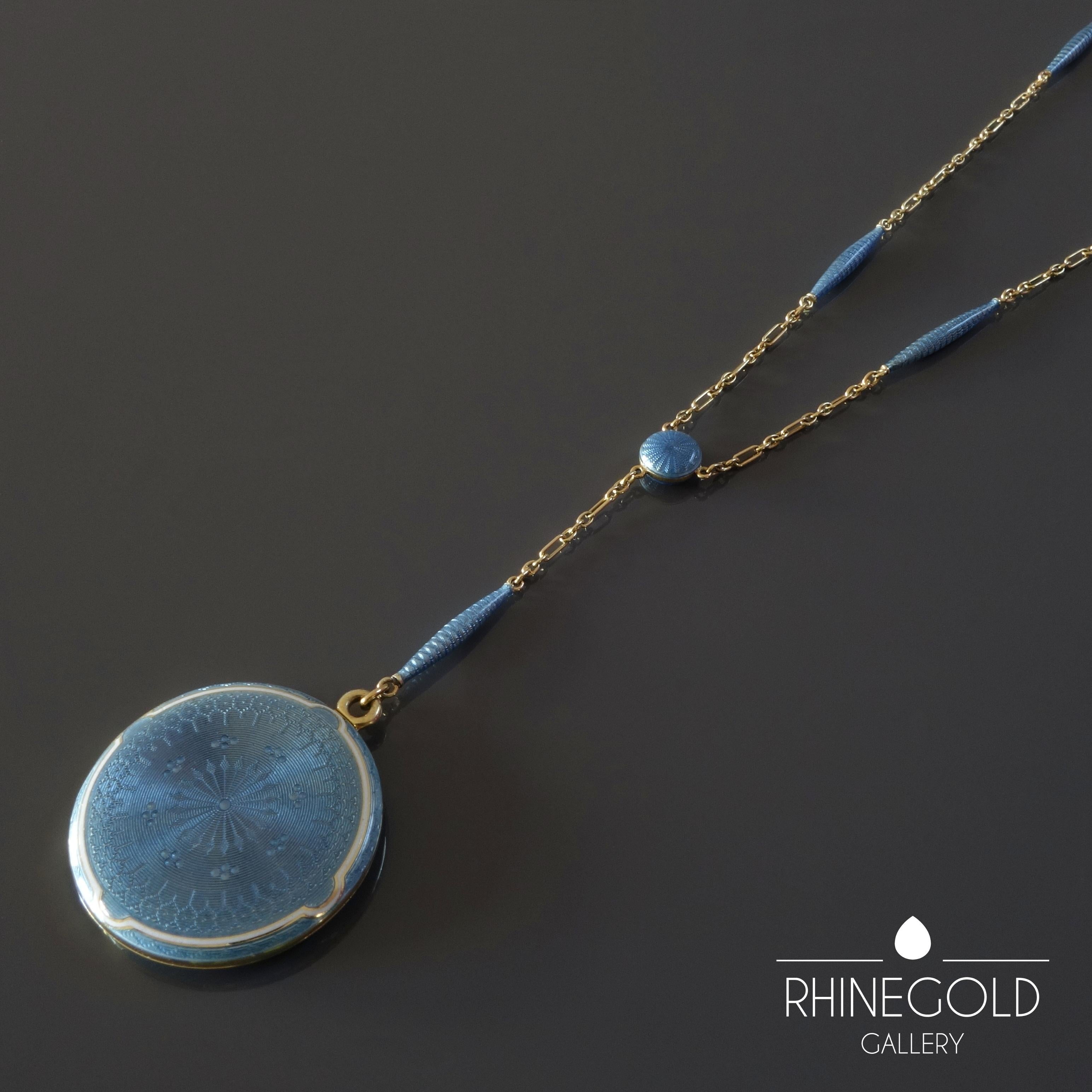 Antique Late Victorian Edwardian Blue Guilloche Enamel Gold Locket Pendant For Sale 2