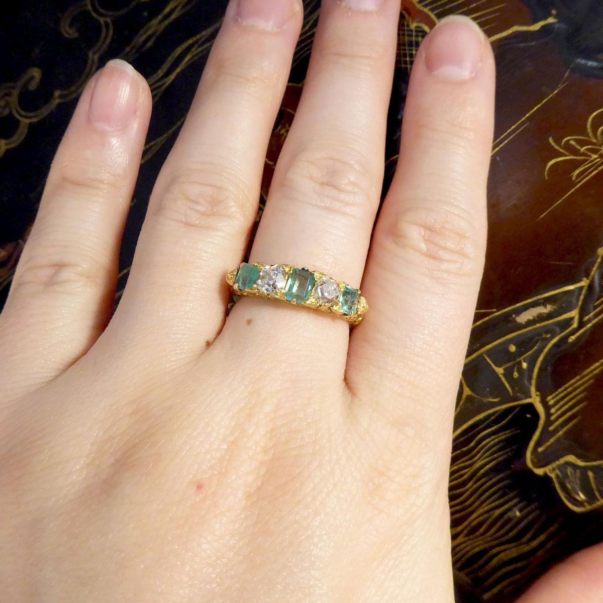 Antique Late Victorian Emerald and Diamond Five Stone Ring Modelled in 18ct Gold 2