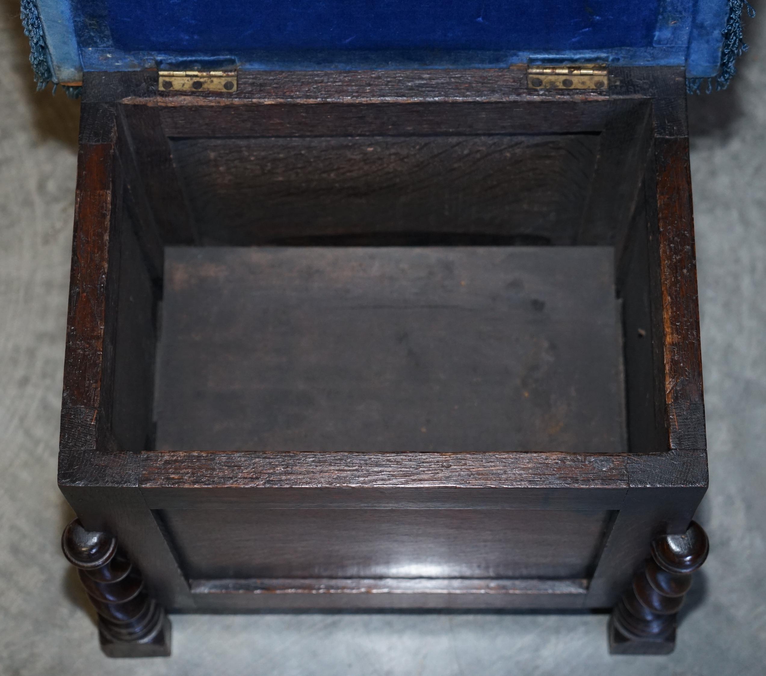 Antique Late Victorian English Oak Footstool / Ottoman Lions Head Brass Handles 8