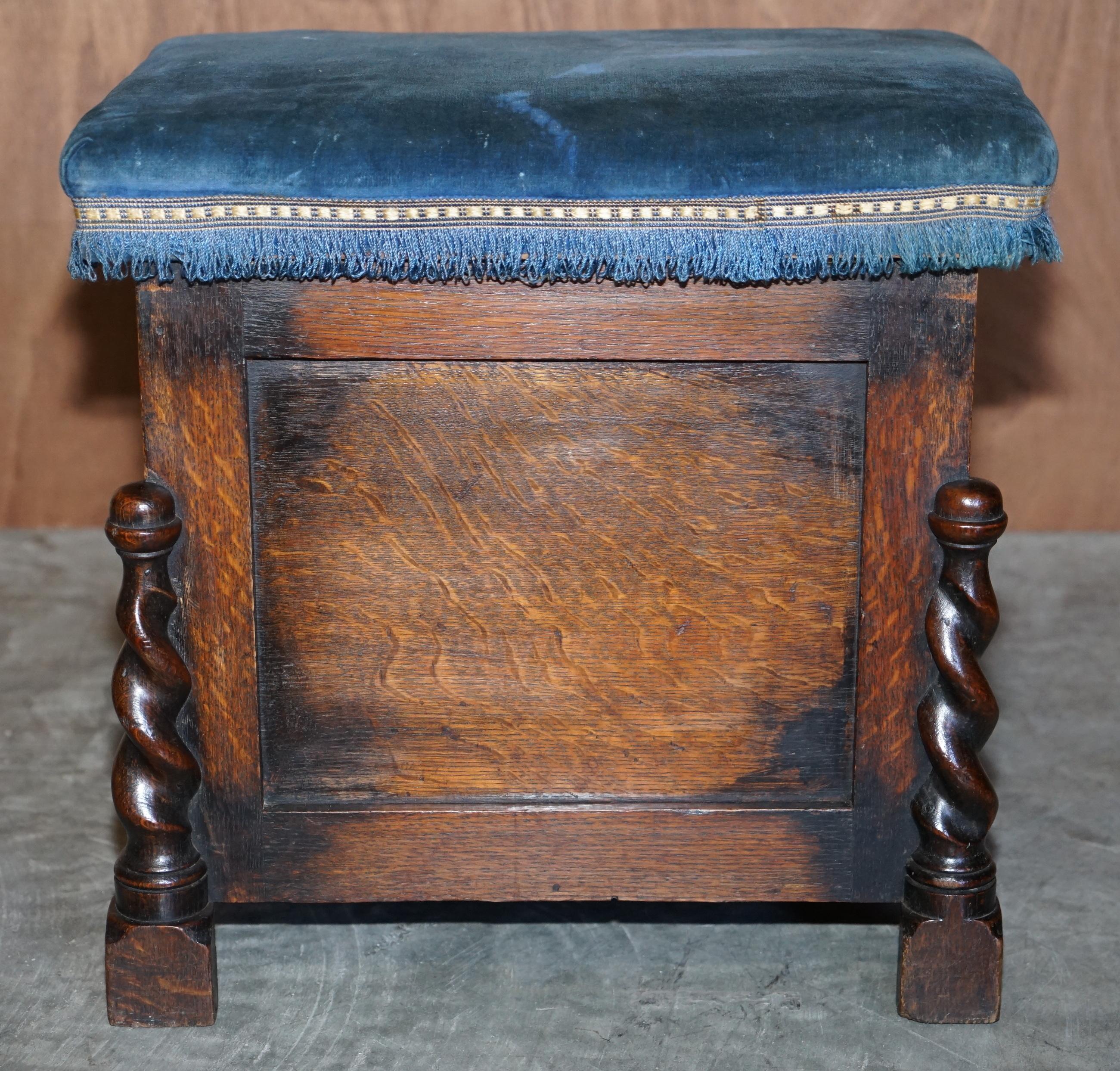 Antique Late Victorian English Oak Footstool / Ottoman Lions Head Brass Handles 4