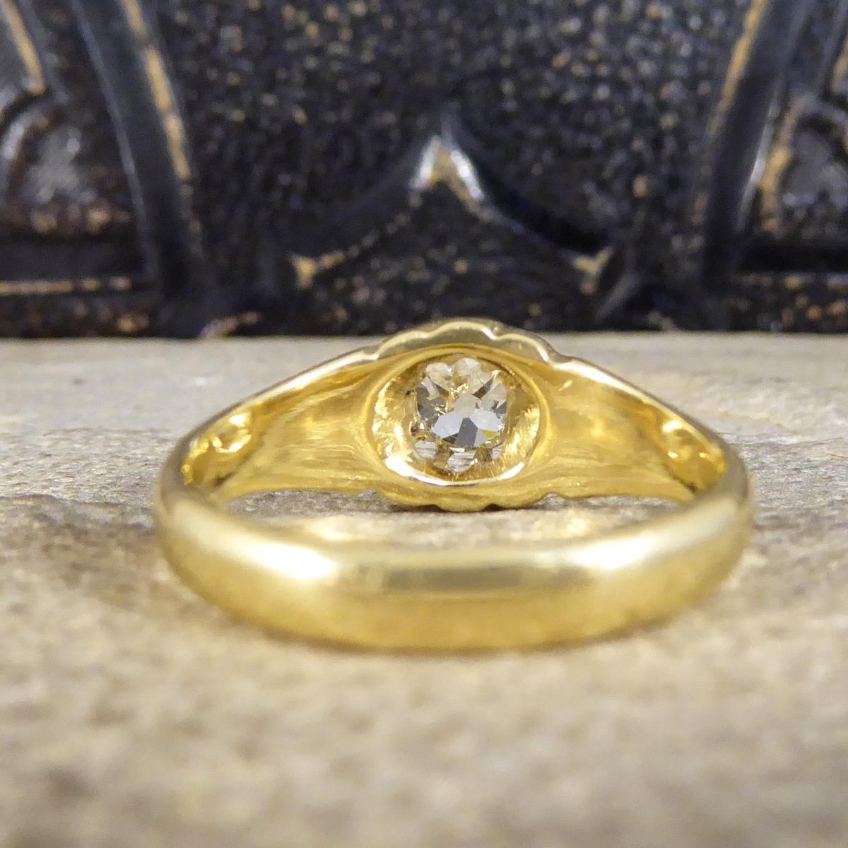 Women's or Men's Antique Late Victorian Old Cushion Cut Diamond Ring in 18ct Gold &Plat For Sale
