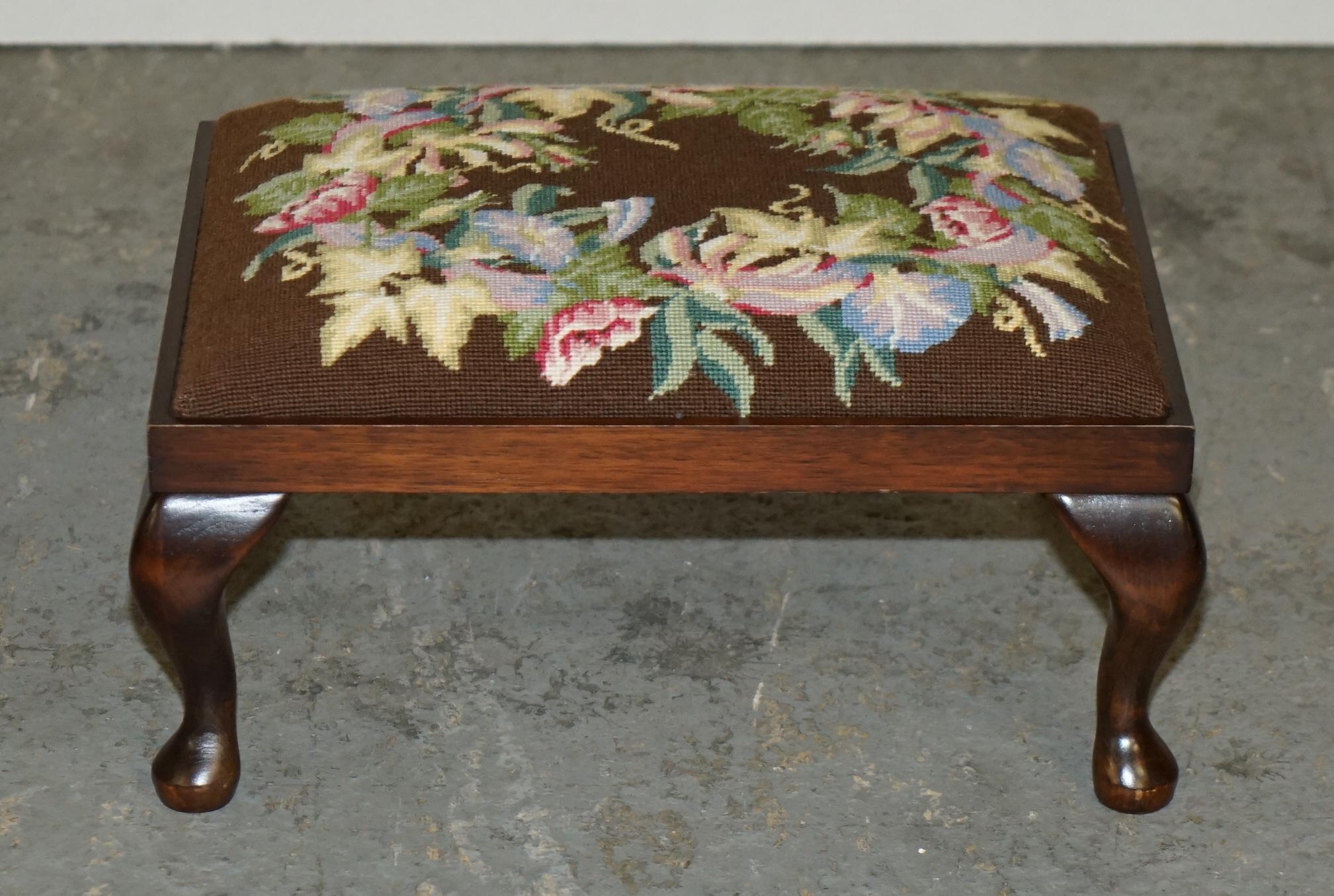 Late Victorian ANTIQUE LATE ViCTORIAN HAND EMBROIDERED FLORAL FOOTSTOOL WITH HARDWOOD FRAME For Sale