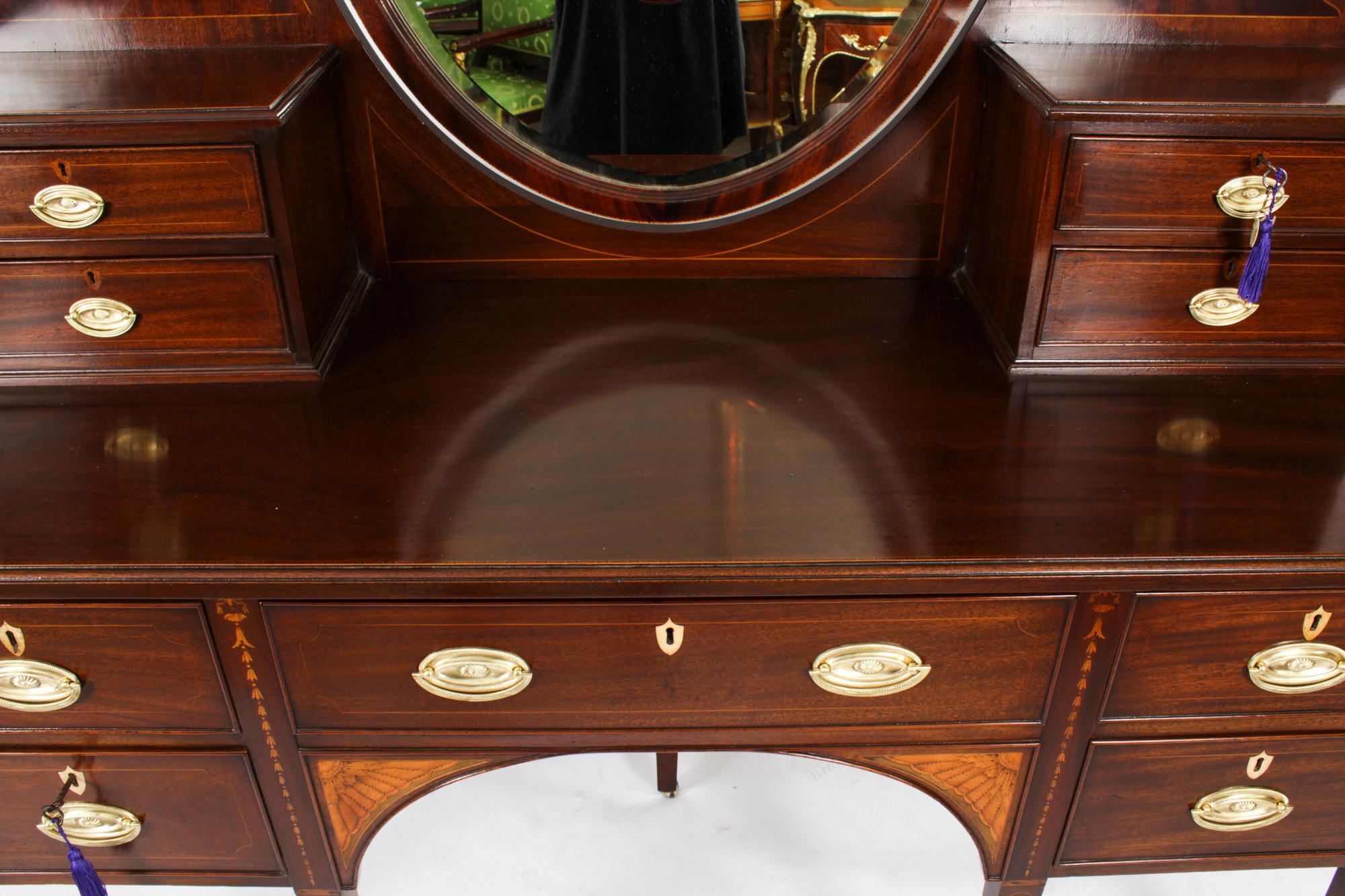 Late 19th Century Antique Late Victorian Mahogany Dressing Table & Mirror 19th C For Sale