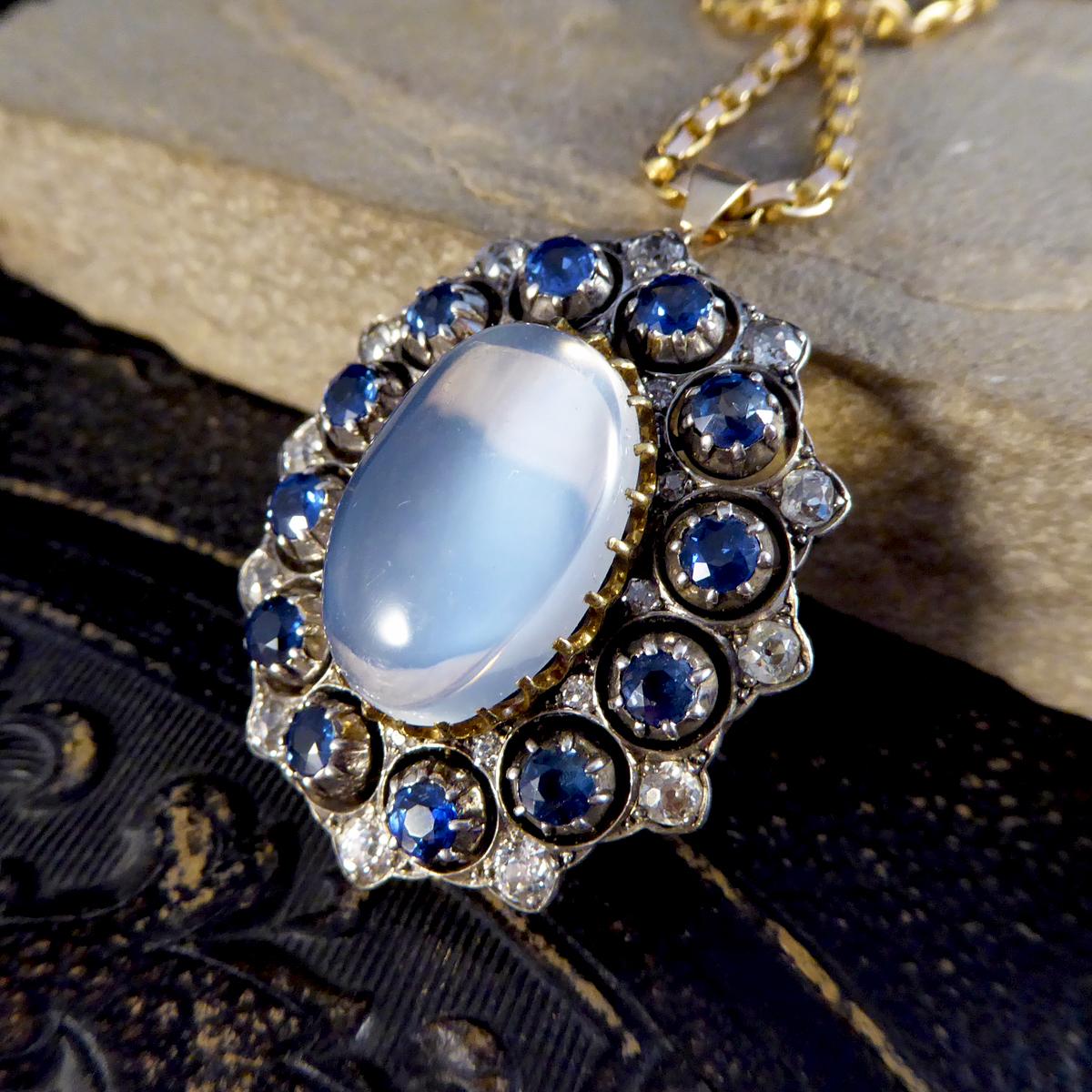 Round Cut Antique Late Victorian Moonstone Sapphire and Diamond Necklace with Yellow Gold