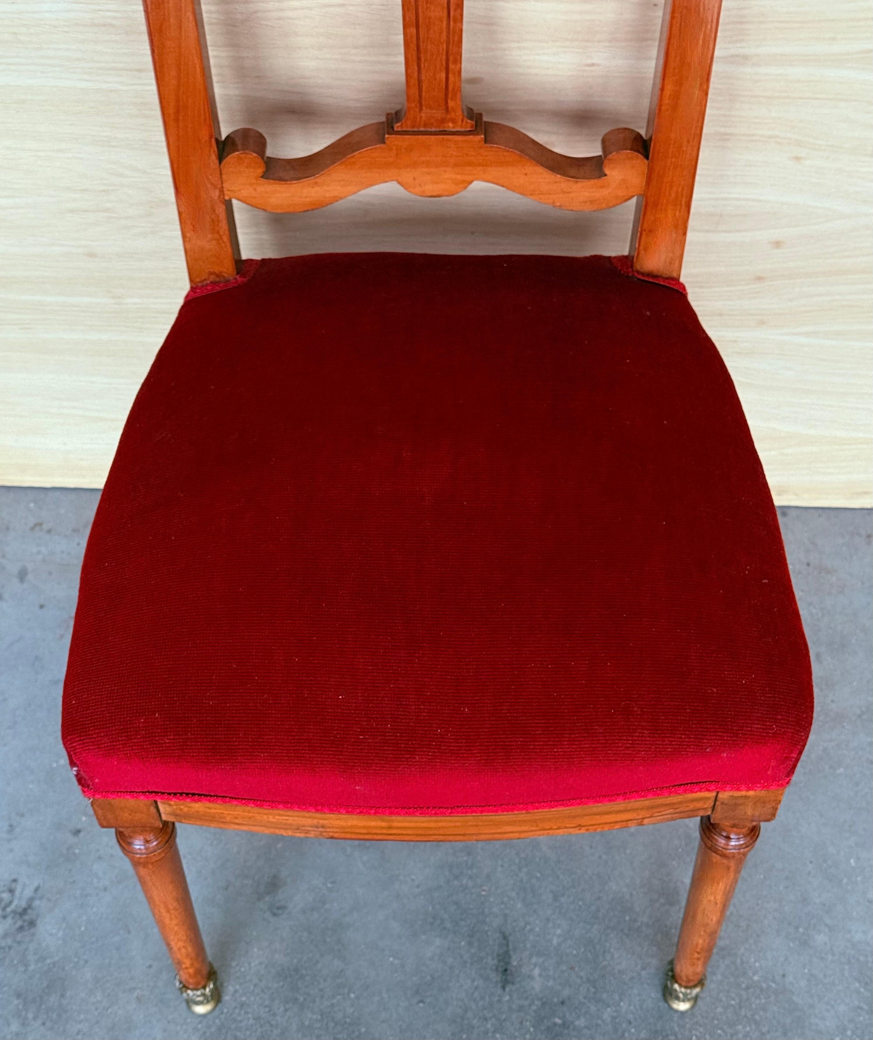 Antica sedia da pranzo tardo-vittoriana in Oak con schienale a scaletta e seduta in velluto rosso in vendita 4