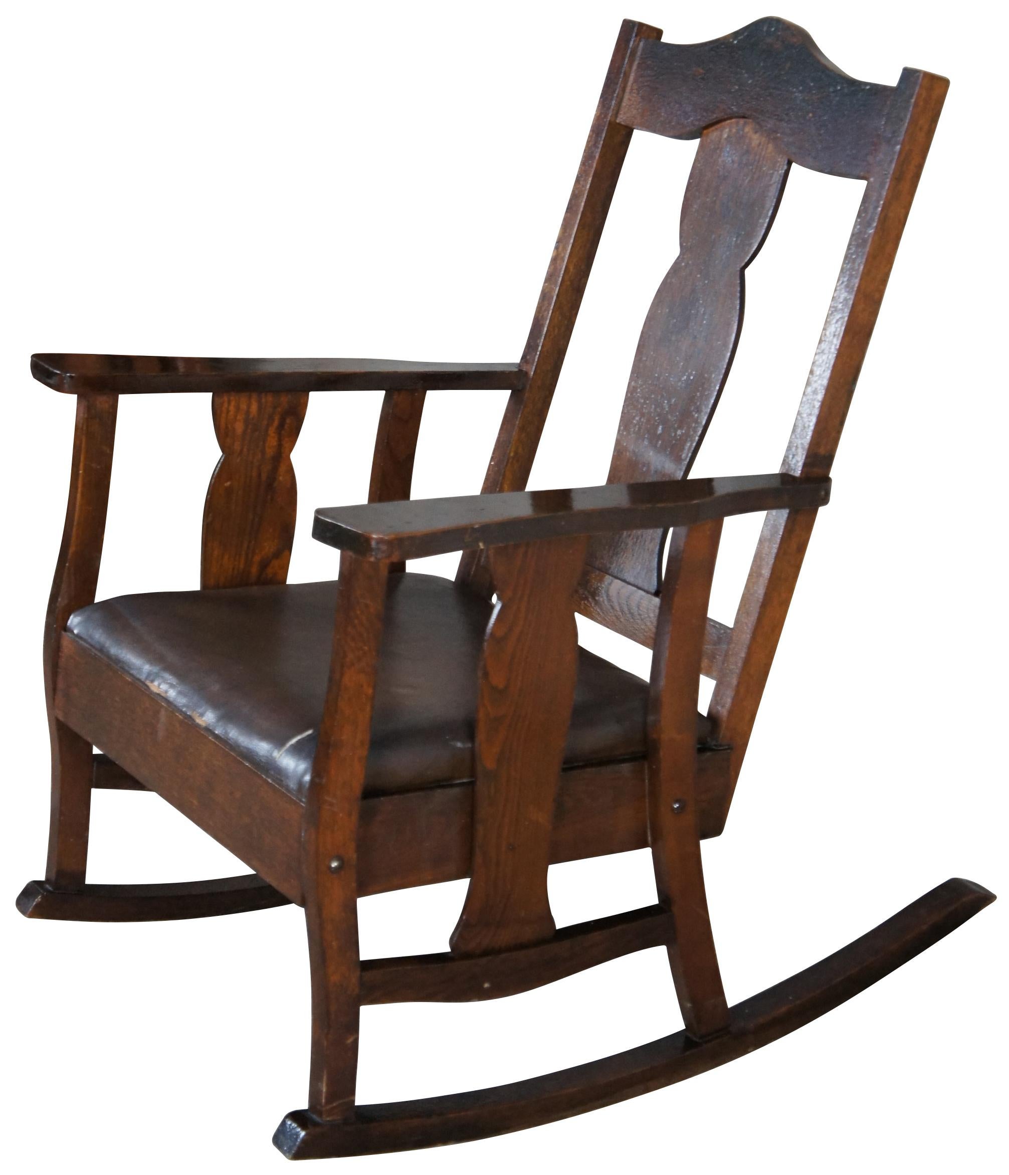 antique rocking chairs 1900s
